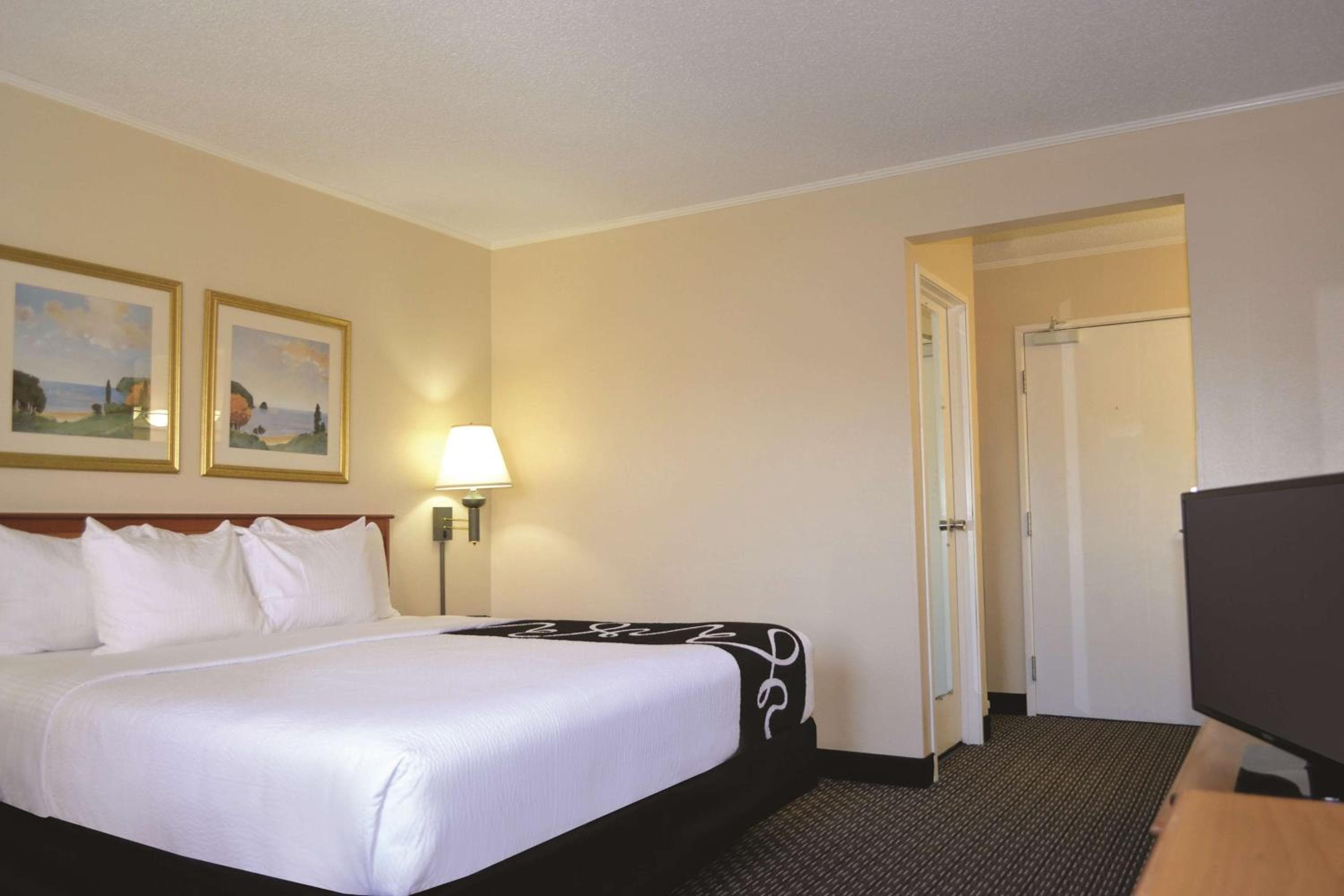 La Quinta by Wyndham Tampa Fairgrounds - Casino — 14