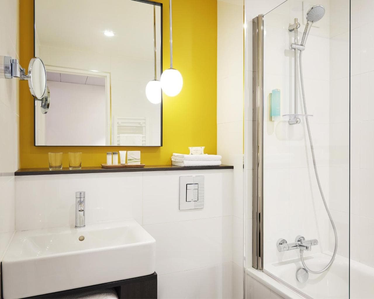 B&B HOTEL Paris 17 Batignolles hotel, 4 Boulevard Berthier, Paris, France — photo 26