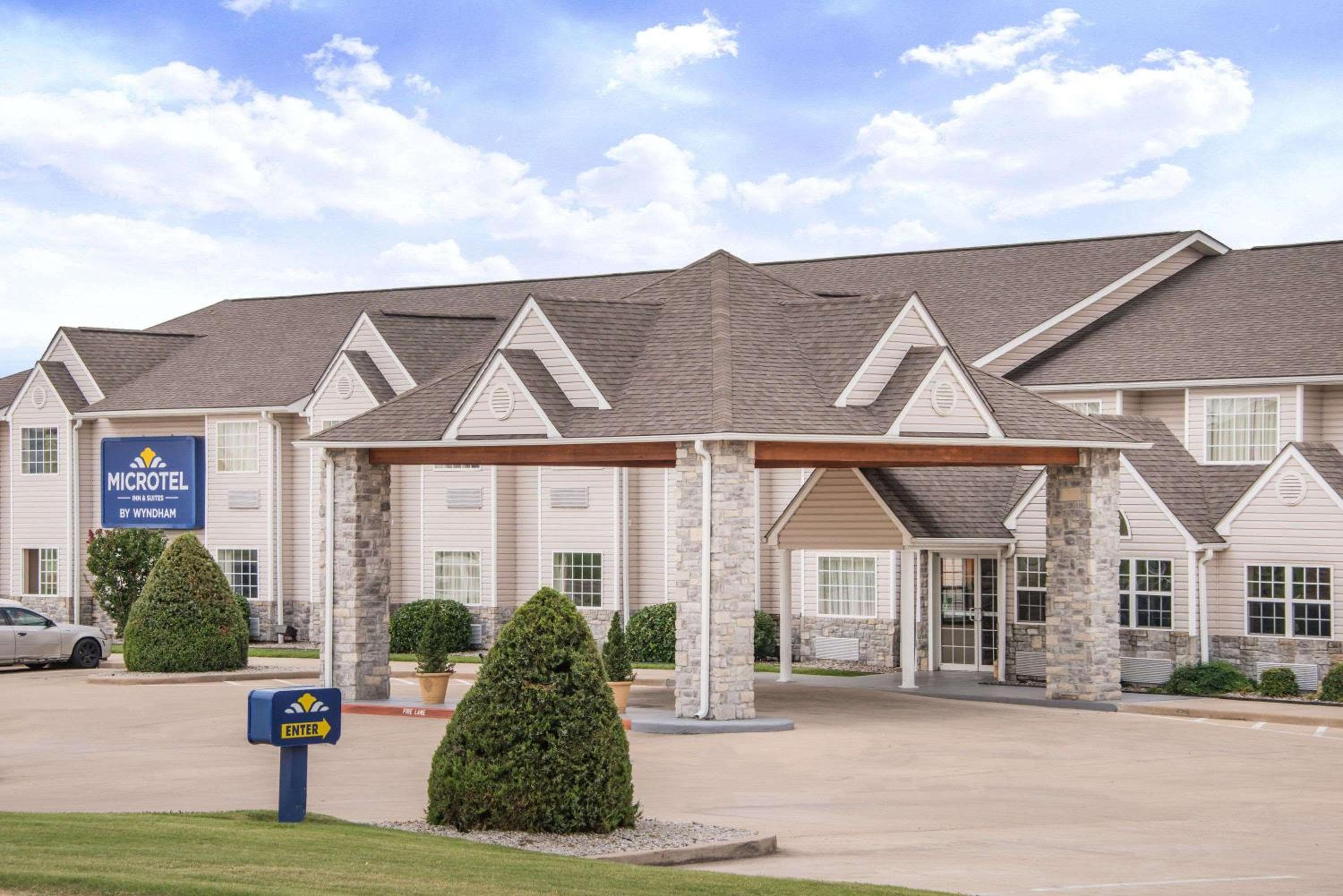 Microtel Inn and Suites By Wyndham Miami OK --> Microtel Inn and Suites By Wyndham Miami OK — 1