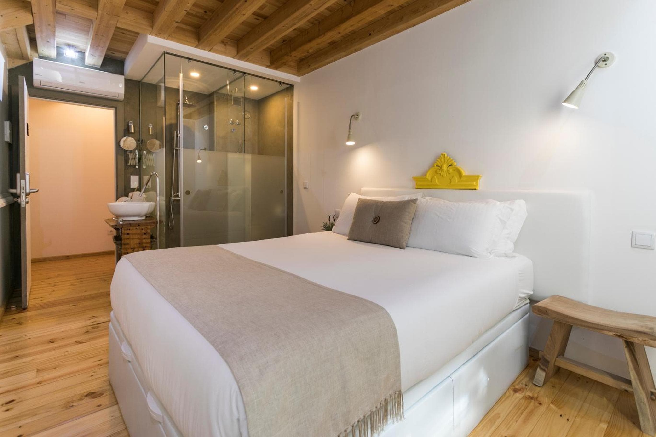 262 Boutique Hotel — 11