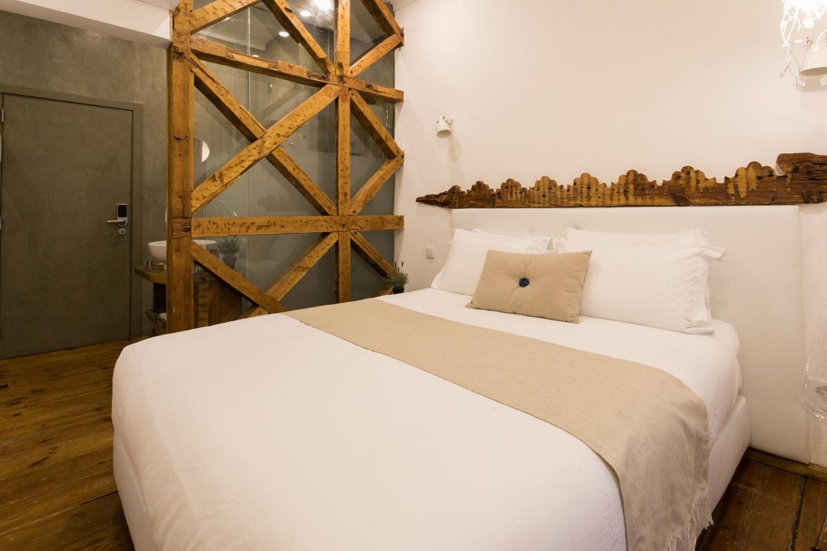 262 Boutique Hotel — 26