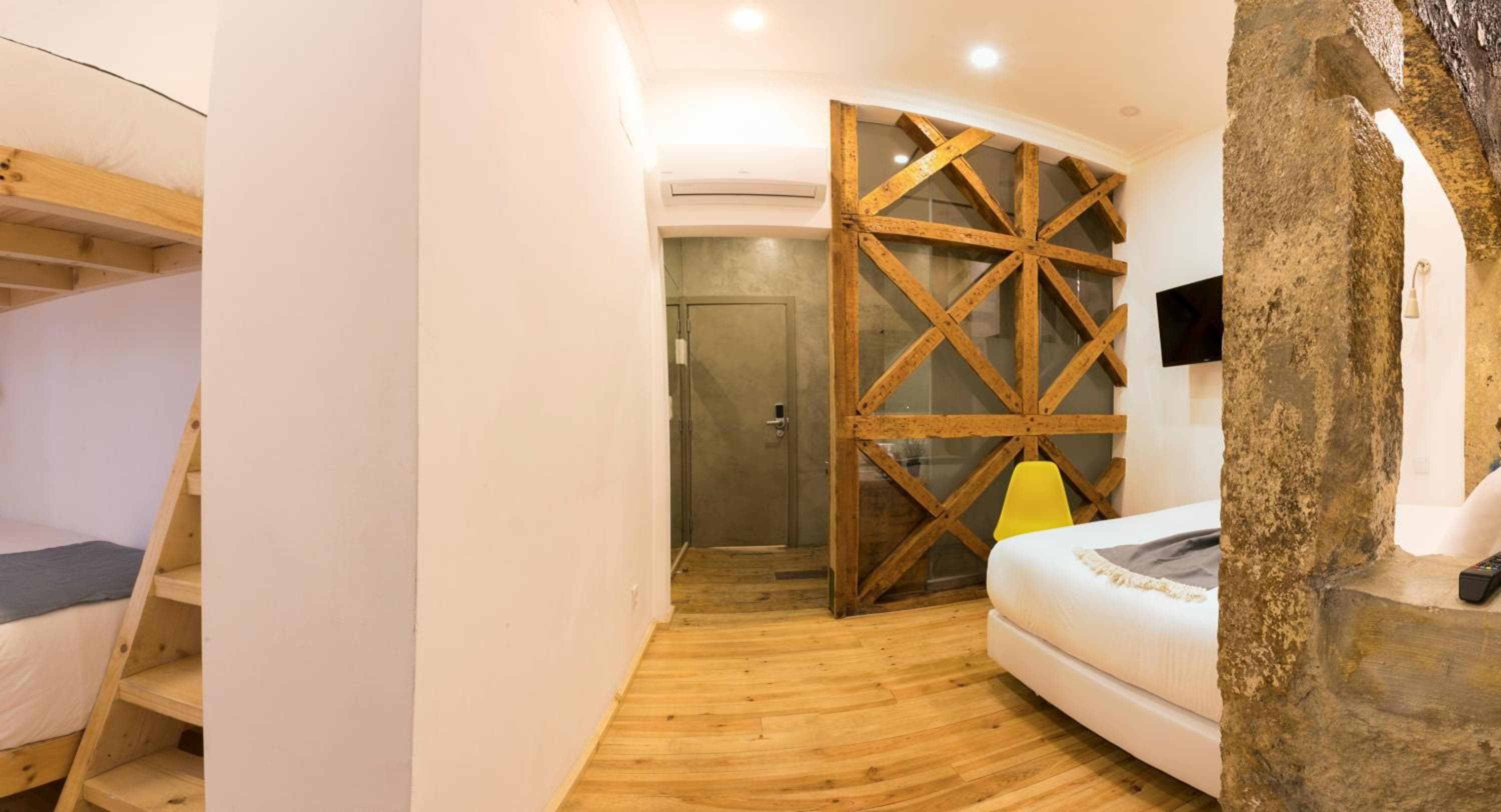 262 Boutique Hotel — 23