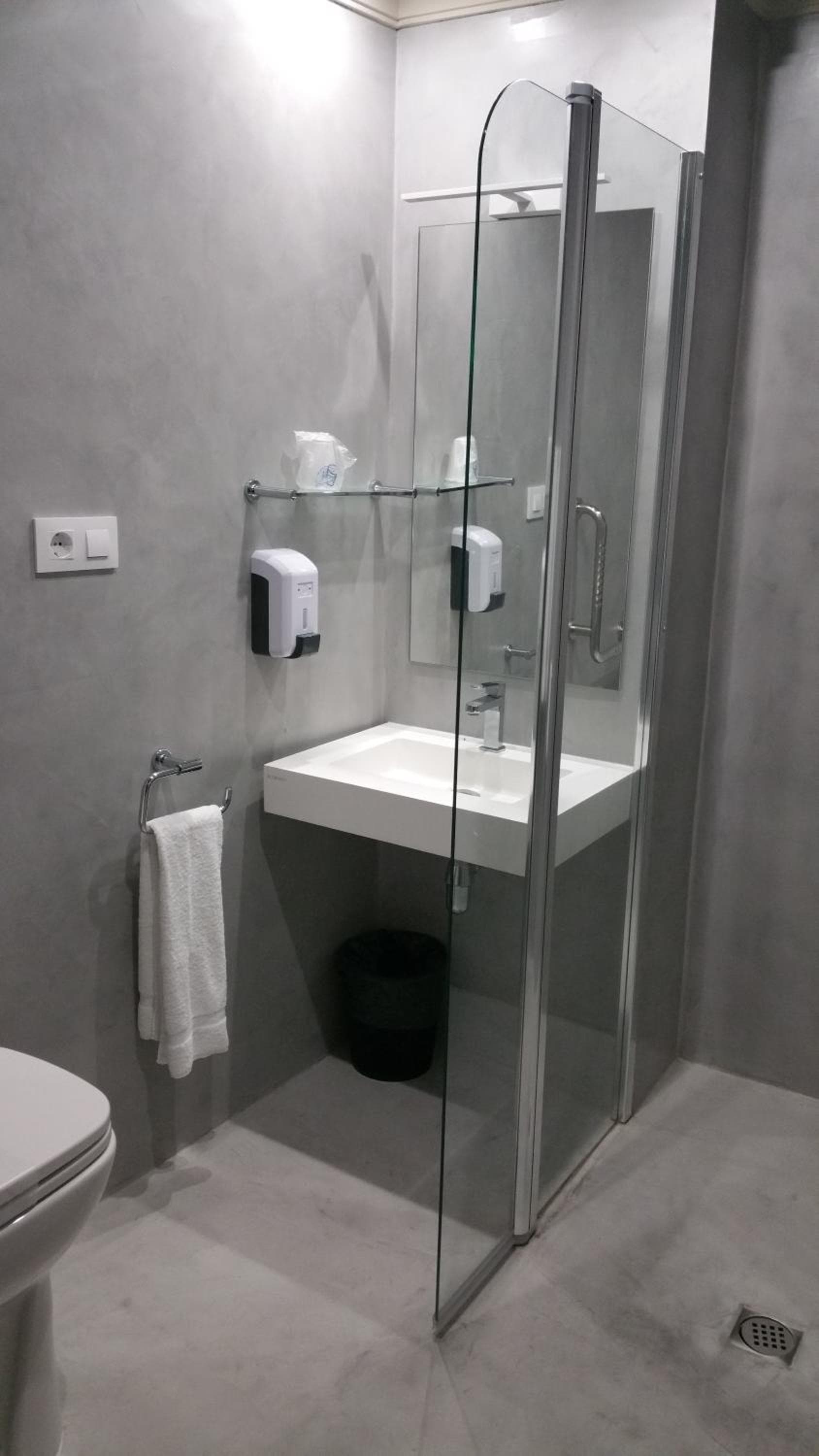Hostal Tilos — 26