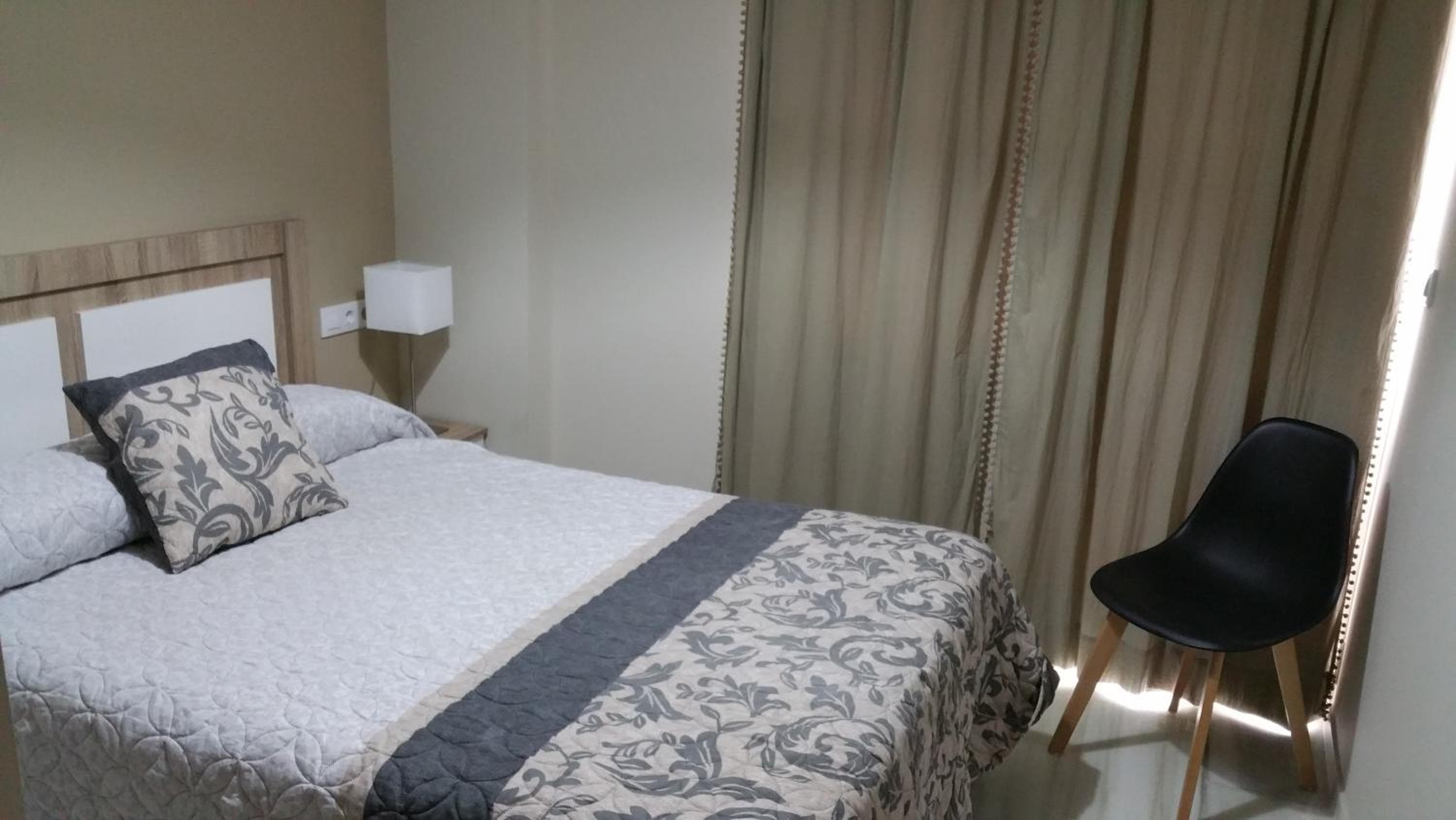 Hostal Tilos — 17