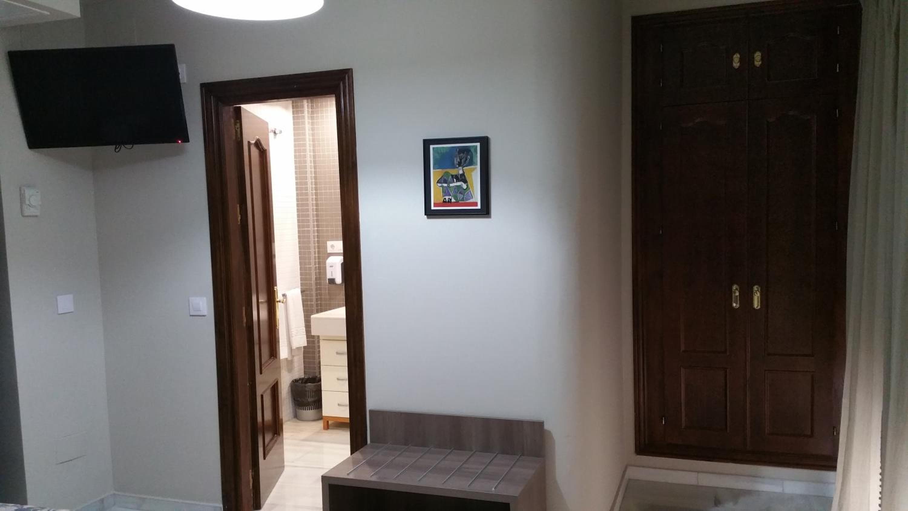 Hostal Tilos — 10