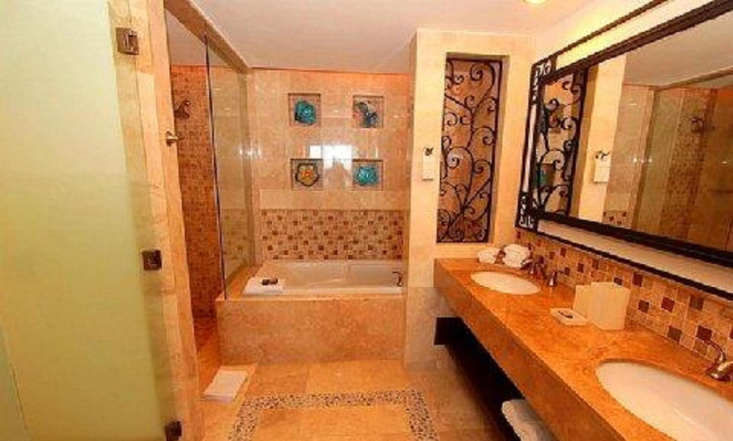 Suites at Gr Solmar Lands End Resort and Spa — 17