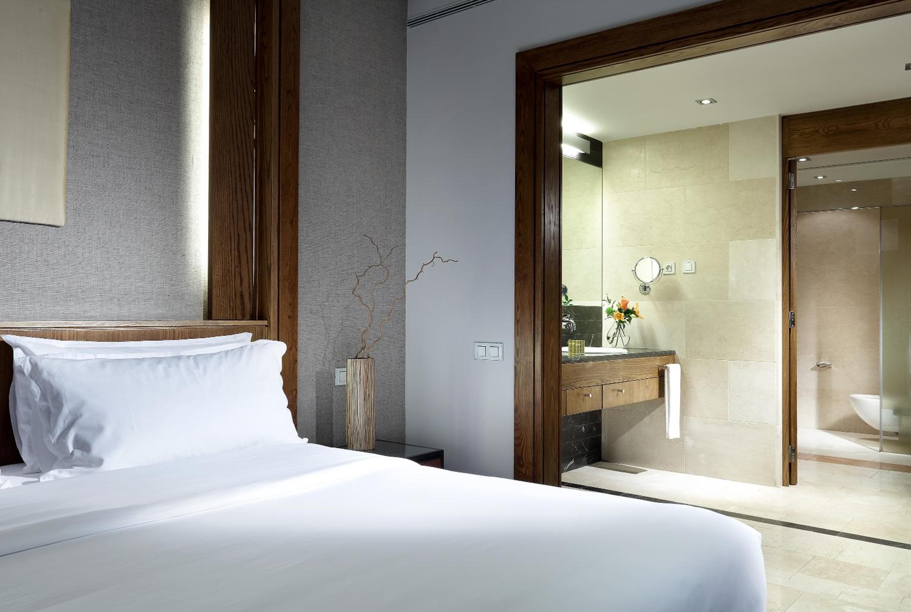 Eurostars Suites Mirasierra — 6