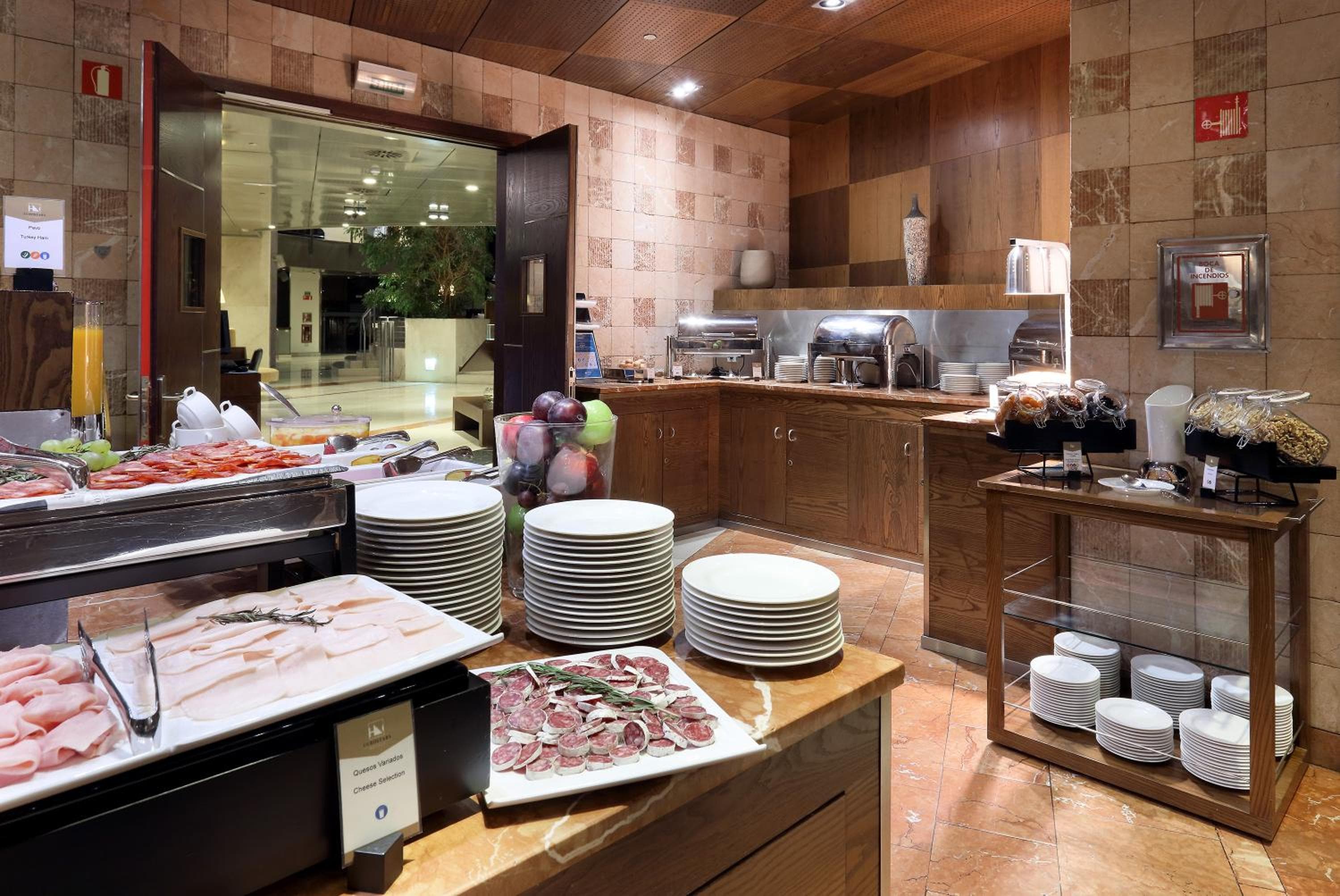 Eurostars Suites Mirasierra — 12