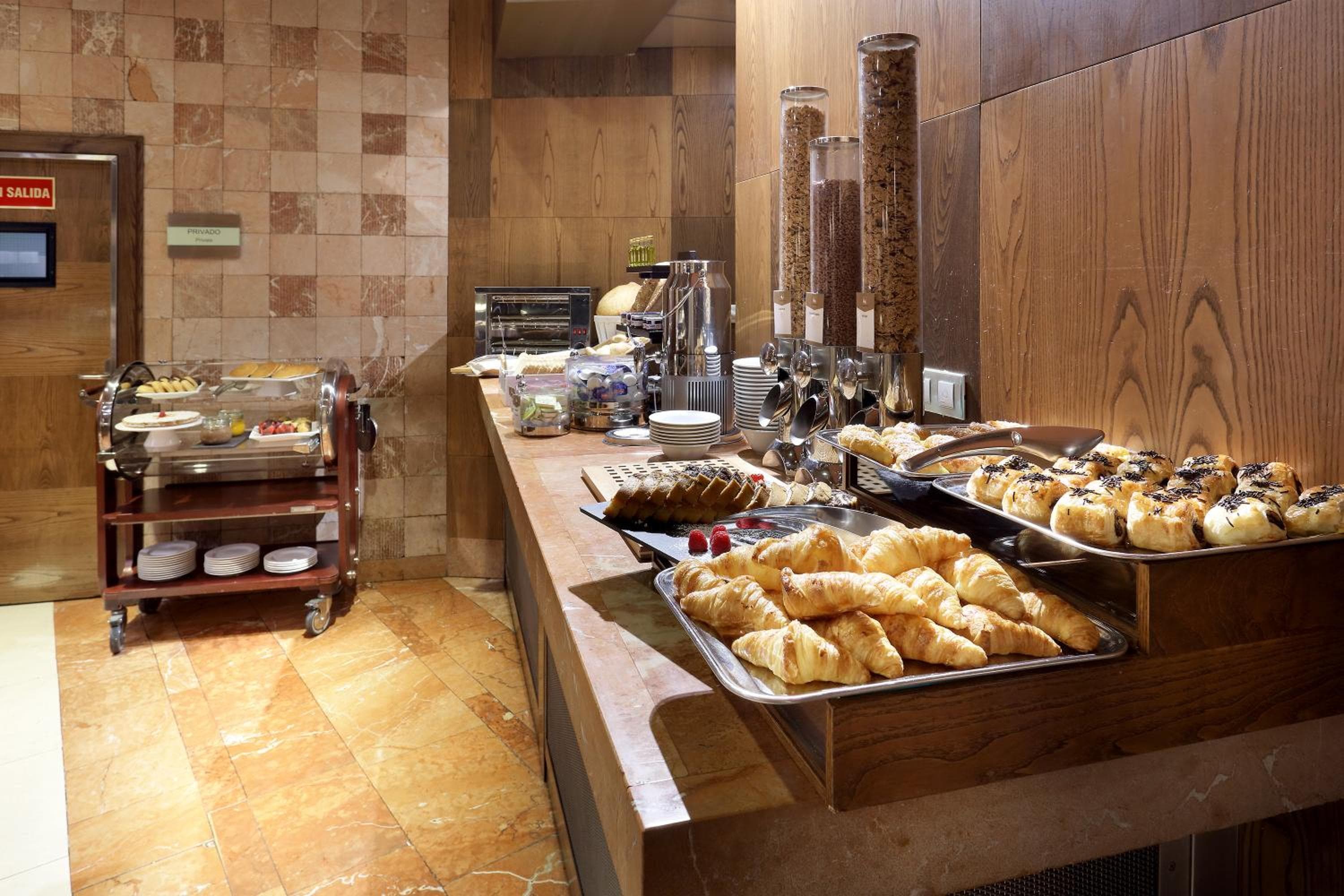 Eurostars Suites Mirasierra — 29