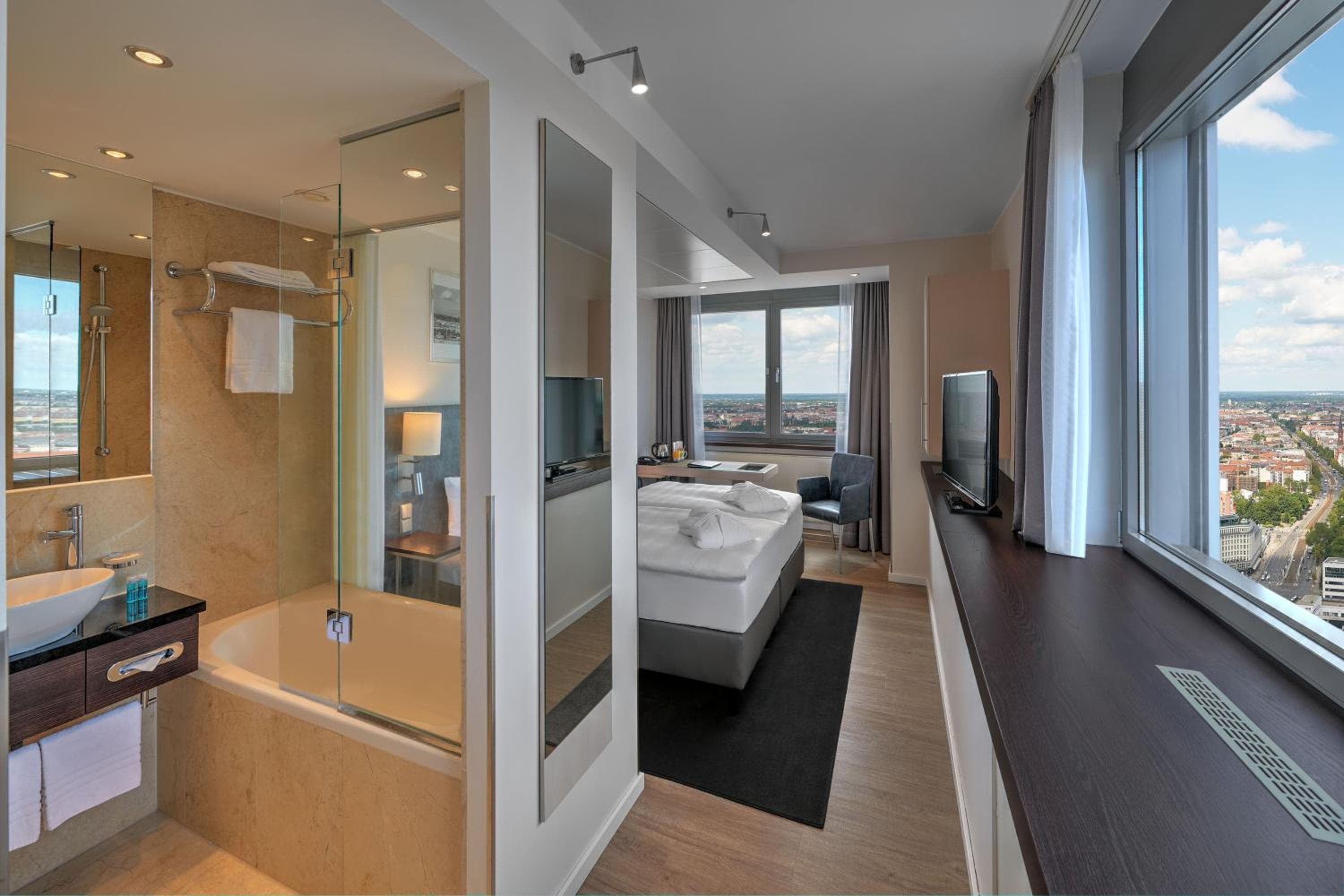 Park Inn by Radisson Berlin Alexanderplatz hotel, Alexanderplatz 7, Berlin, Germany — photo 102