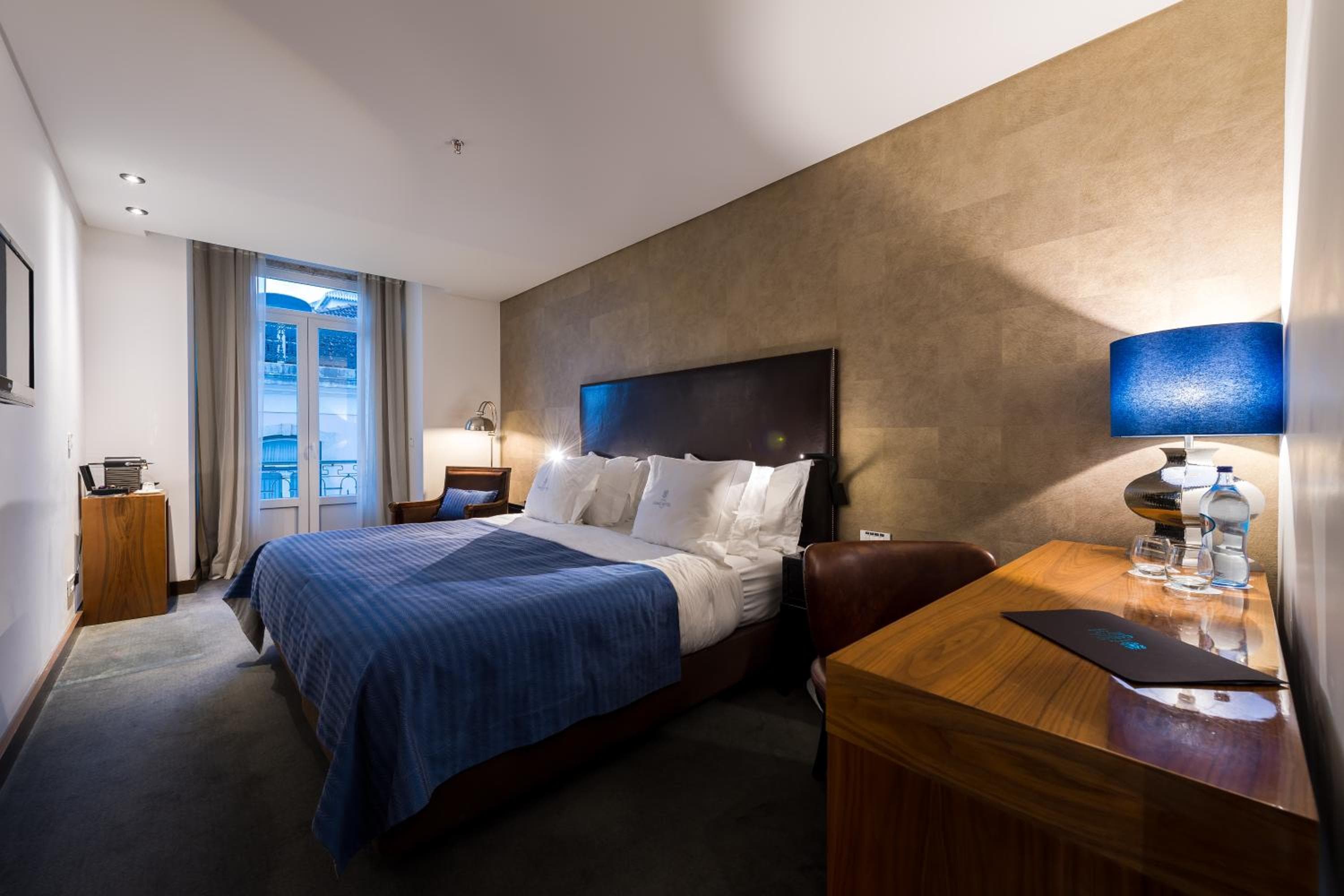 Lisbona Carmo Hotel — 24
