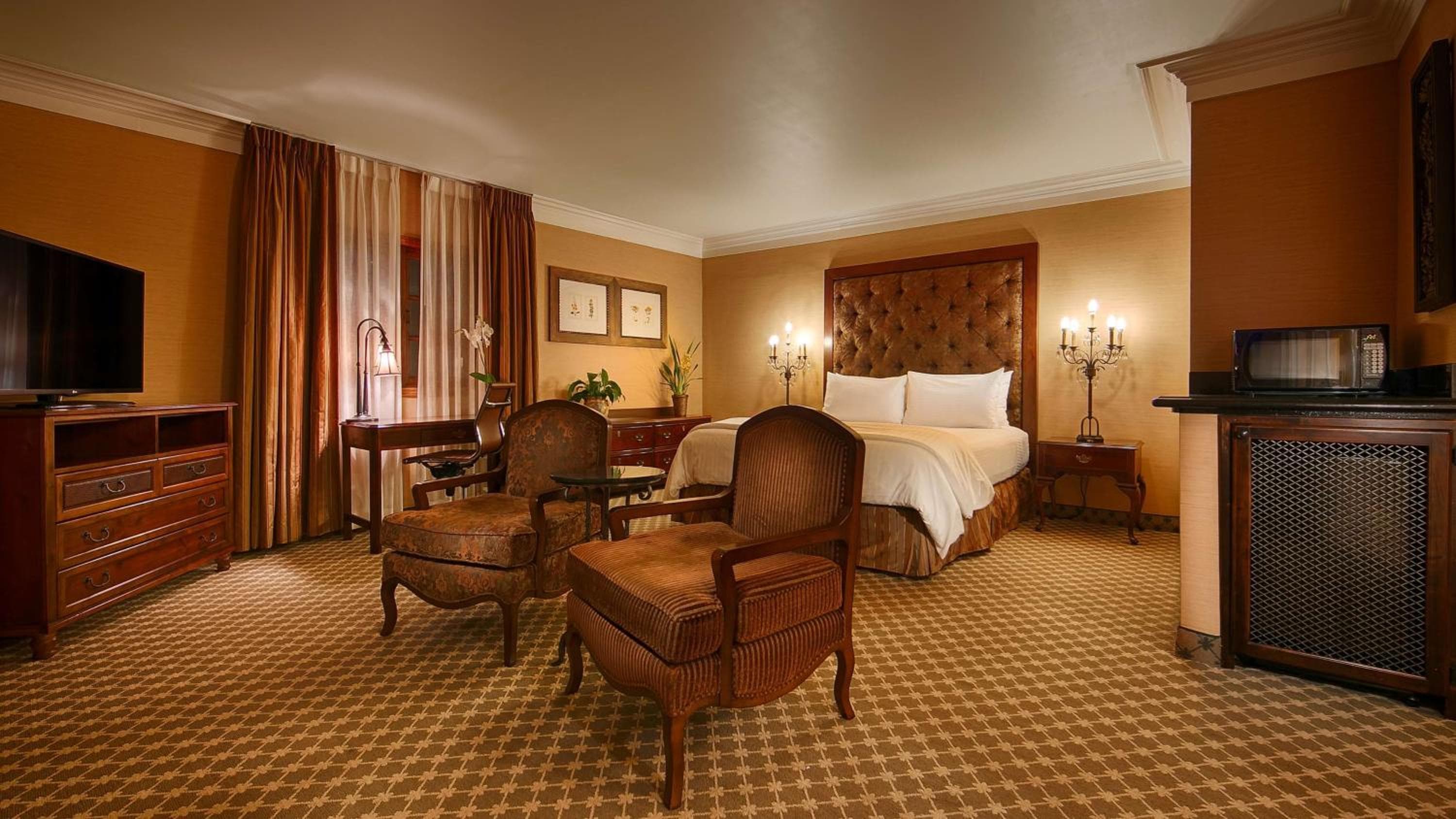 Best Western Plus Sunset Plaza Hotel — 4