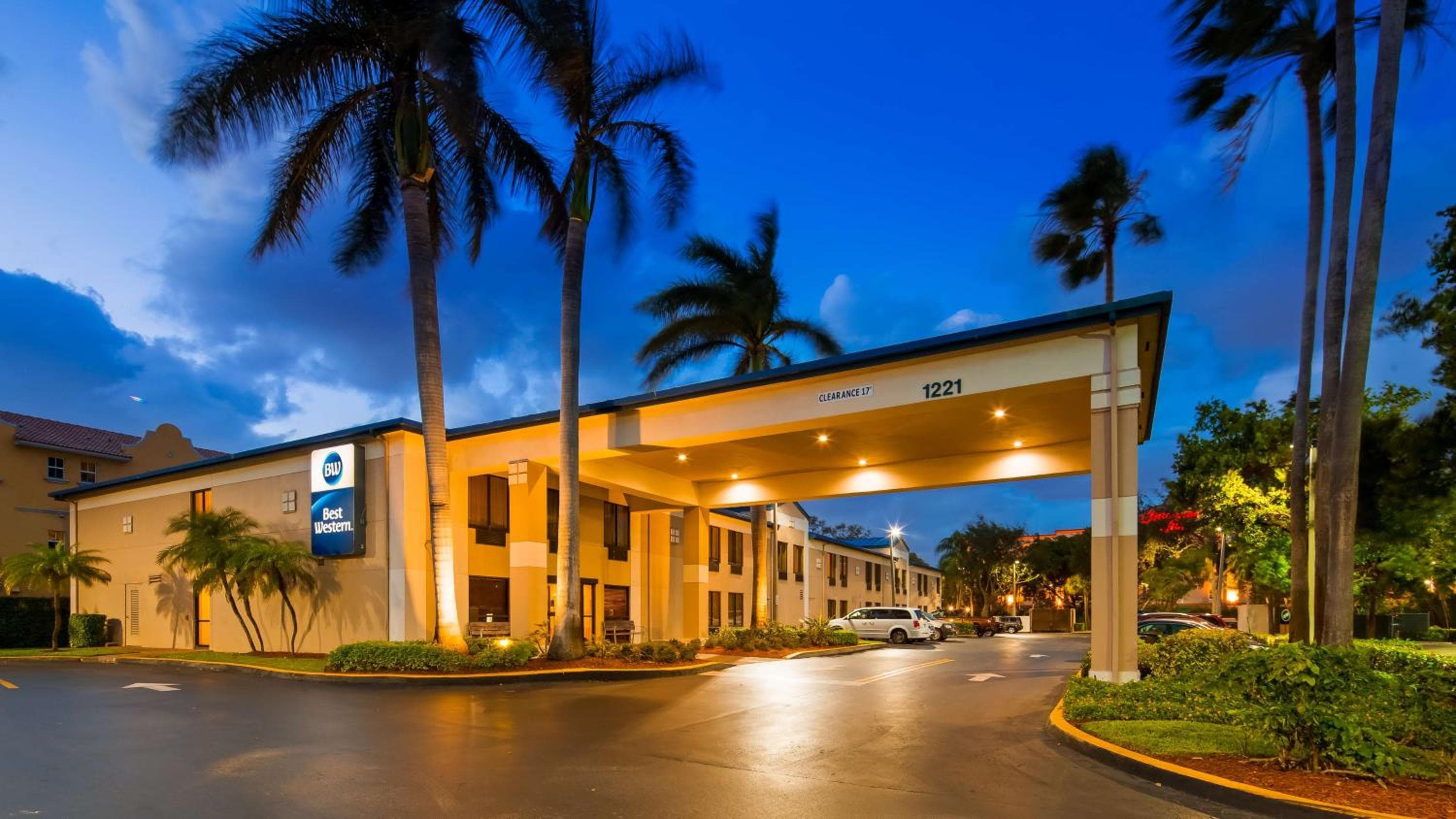 Best Western Fort Lauderdale Airport Cruise Port — 1