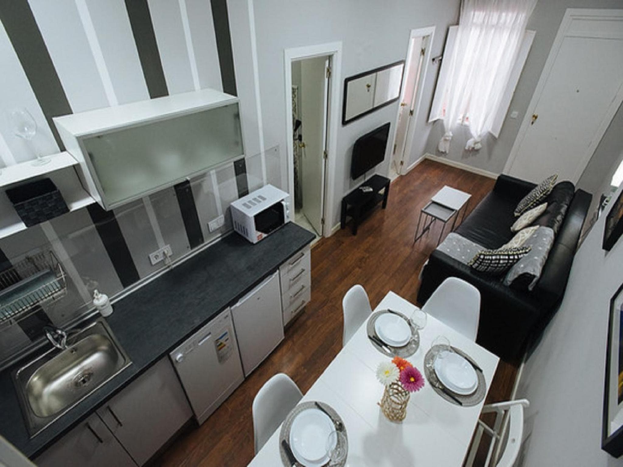 Divi Apartments Martínez Montañes — 2