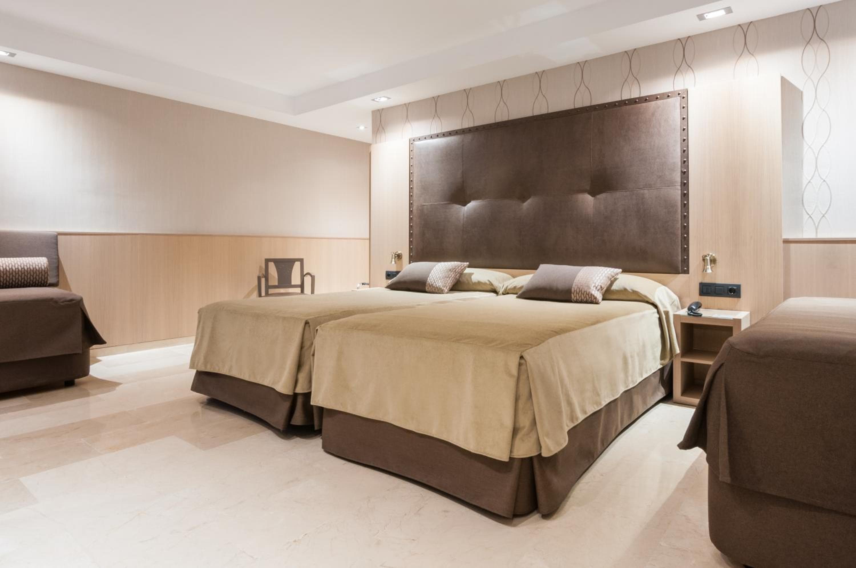 Gran Hotel Barcino — 9