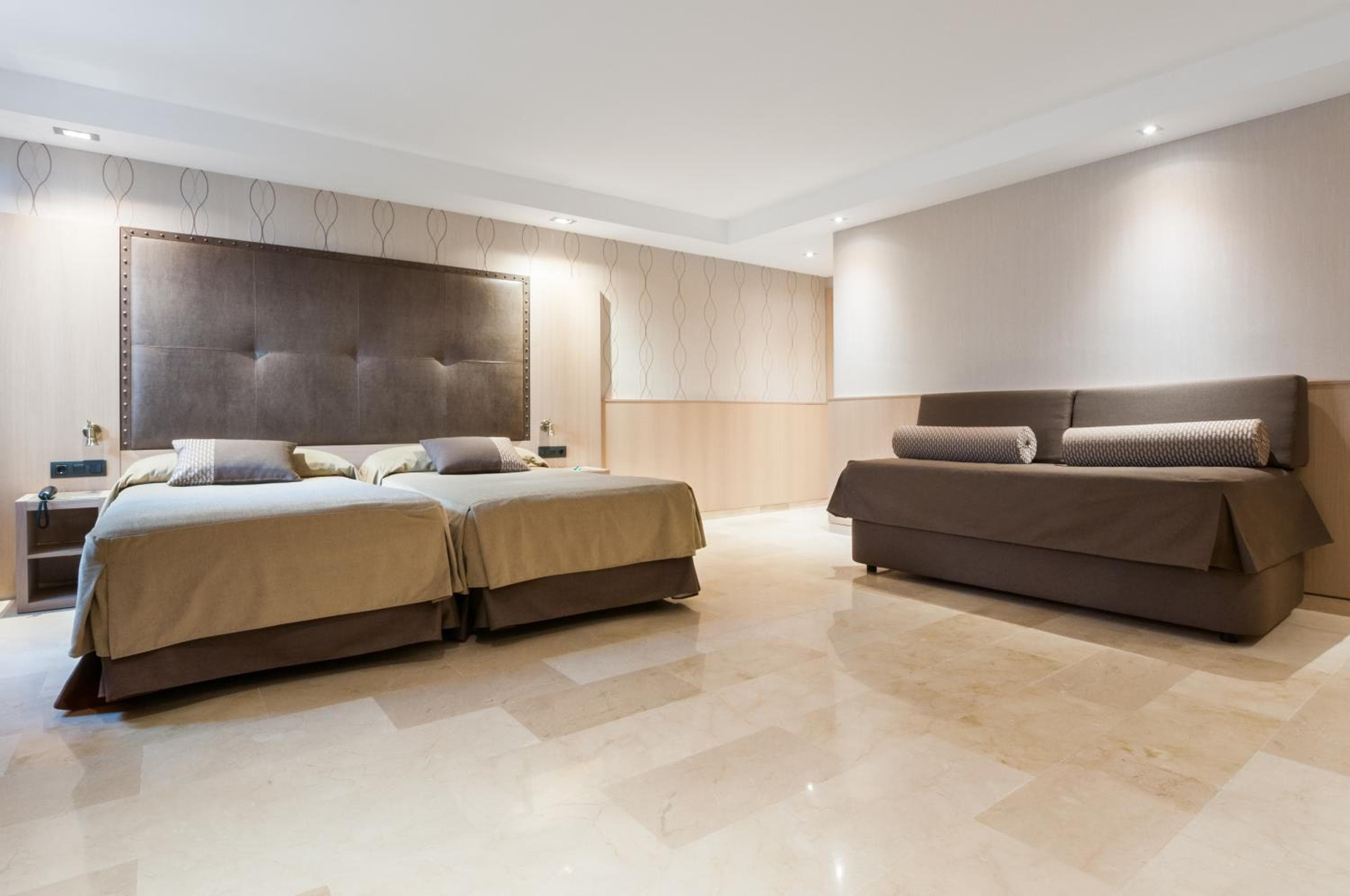 Gran Hotel Barcino — 16