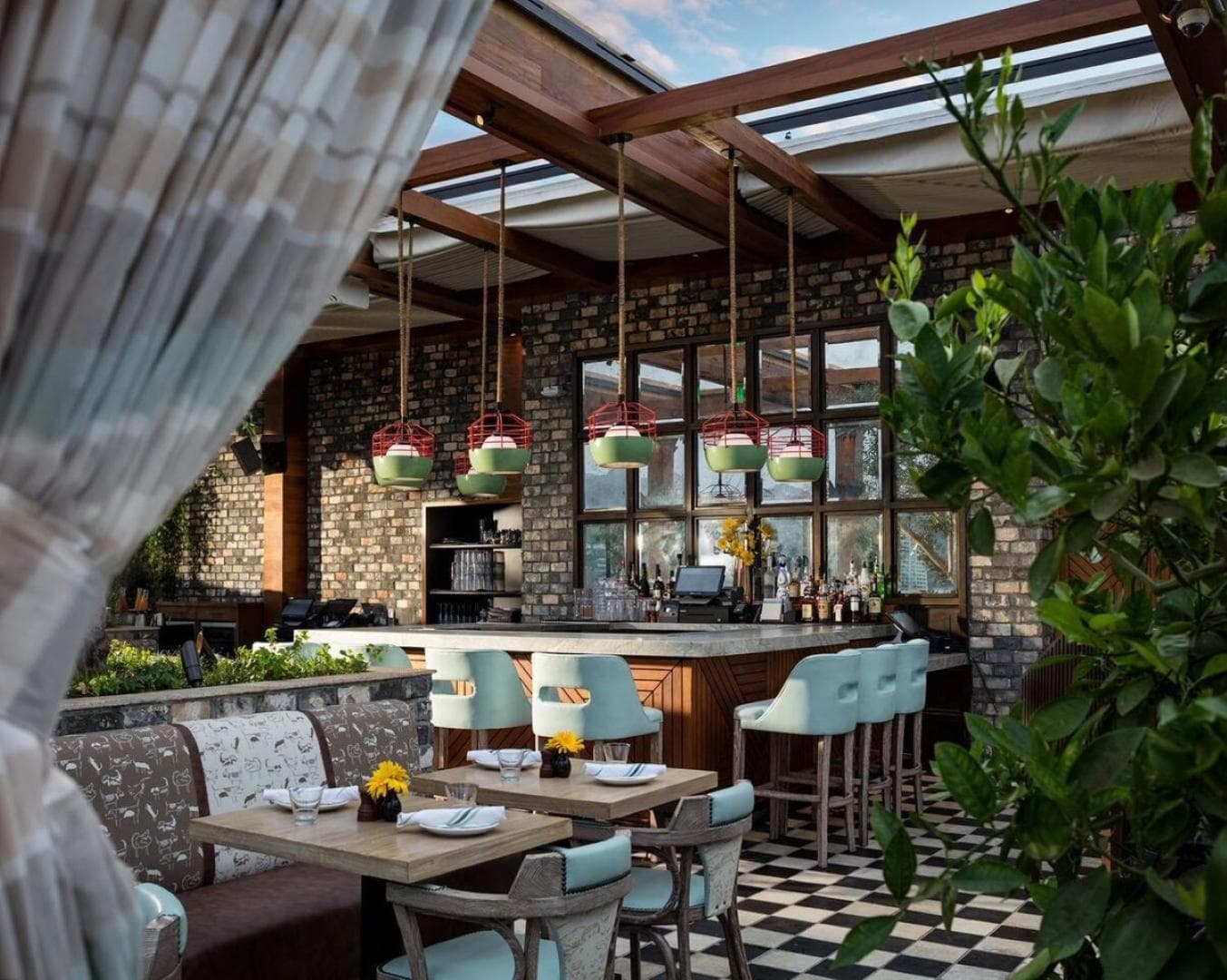 Dream Hollywood, by Hyatt — 11