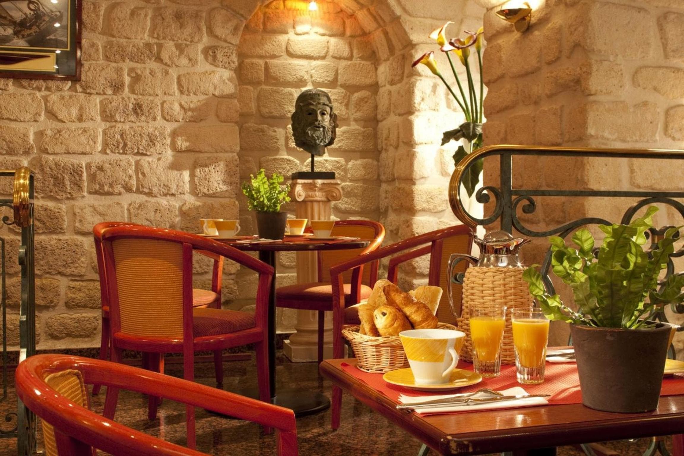 Hotel Duquesne Eiffel — 13