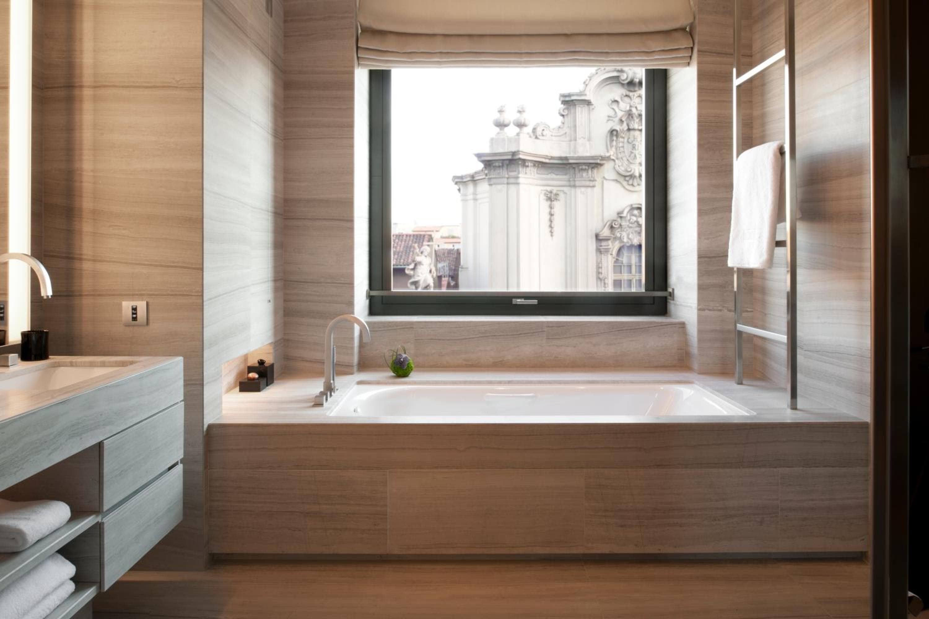 Armani Hotel Milano — 6