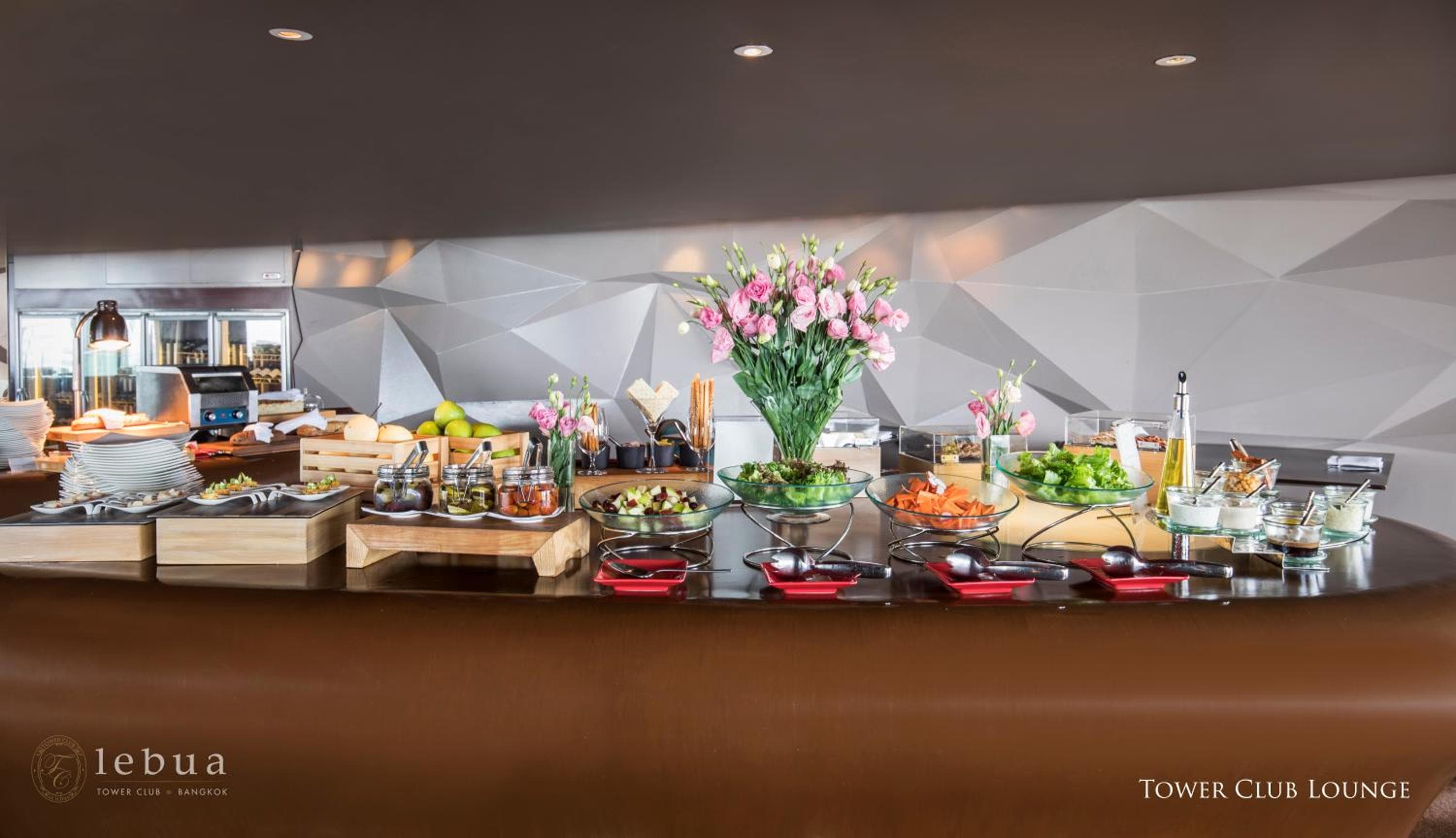 lebua at State Tower hotel, State Tower 1055 Silom Road, Bangrak, Bangkok, Thailand — photo 104