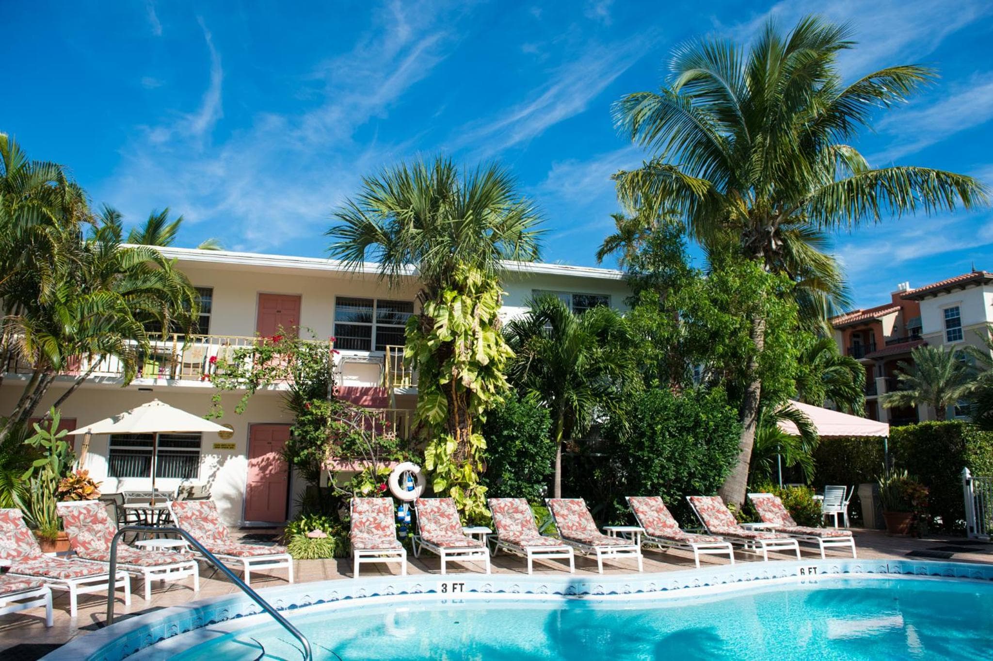 Hoteles en Shore Haven — 26
