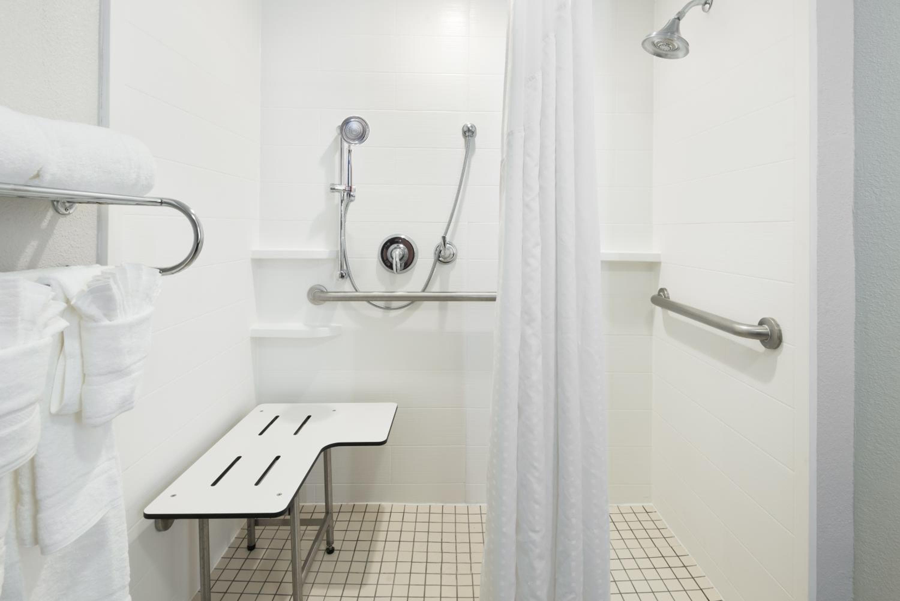 Holiday Inn Express & Suites: Universal Orlando más cercano, un hotel IHG — 9