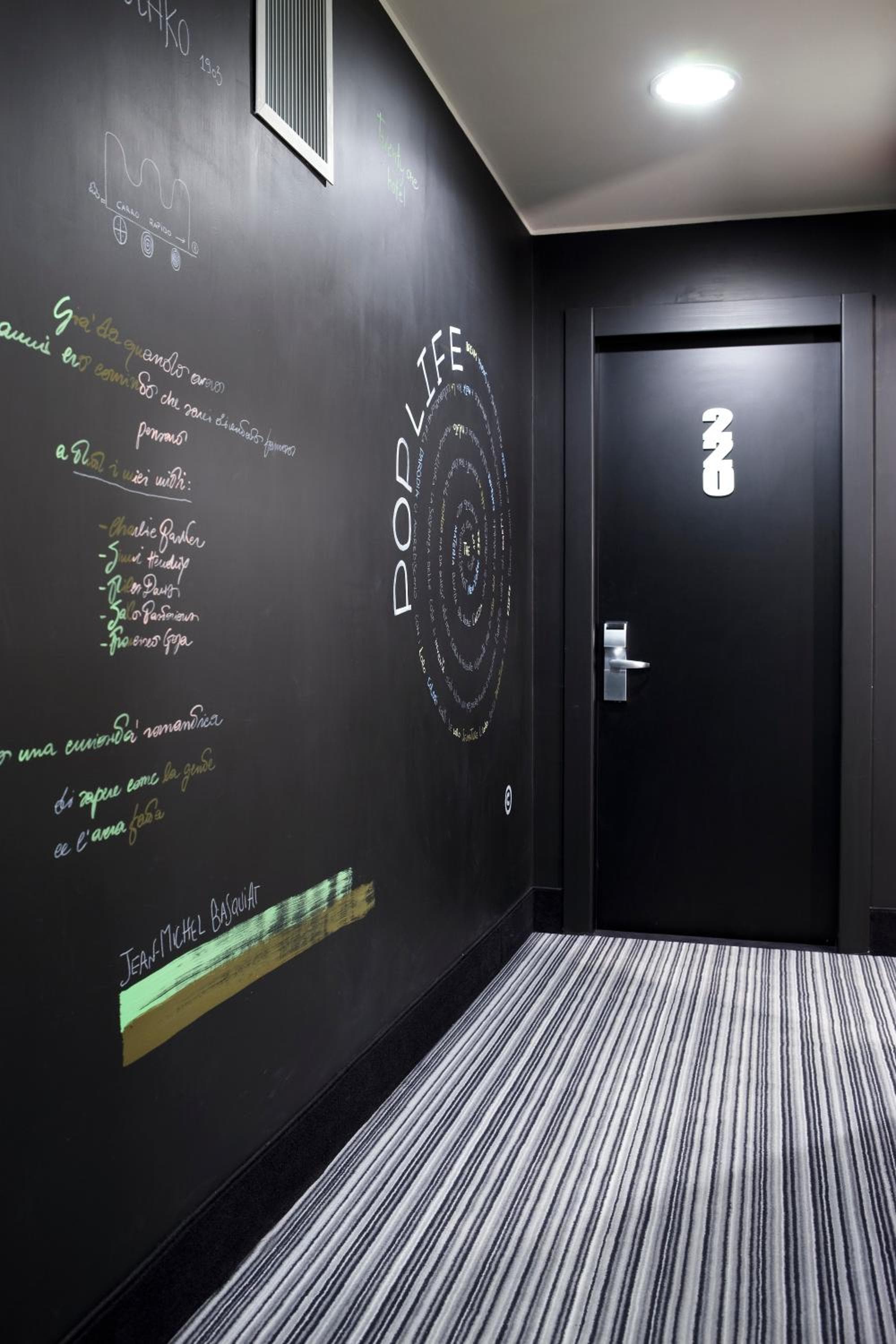Twentyone Hotel — 17