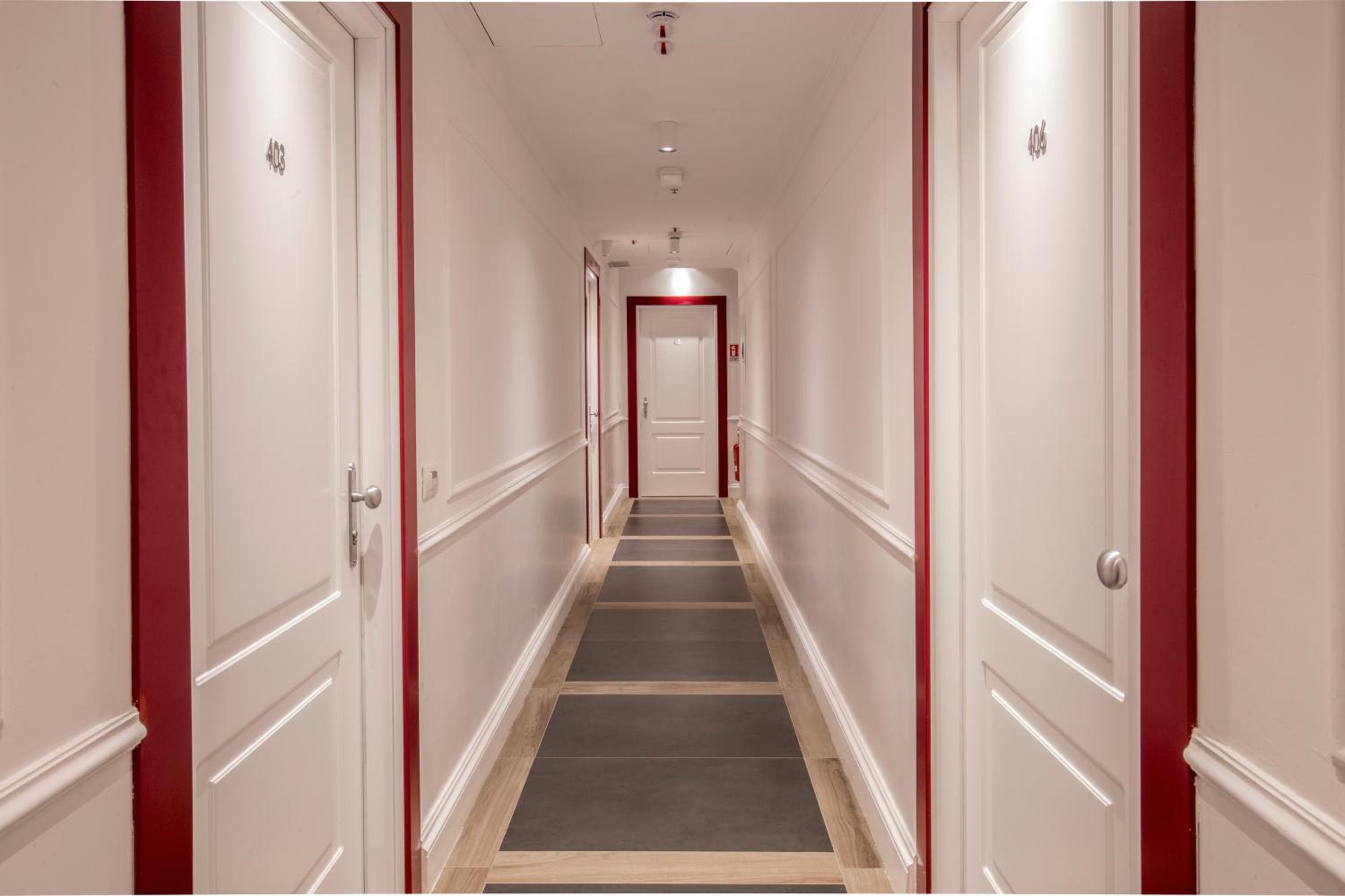 Hotel Monte Cenci — 8