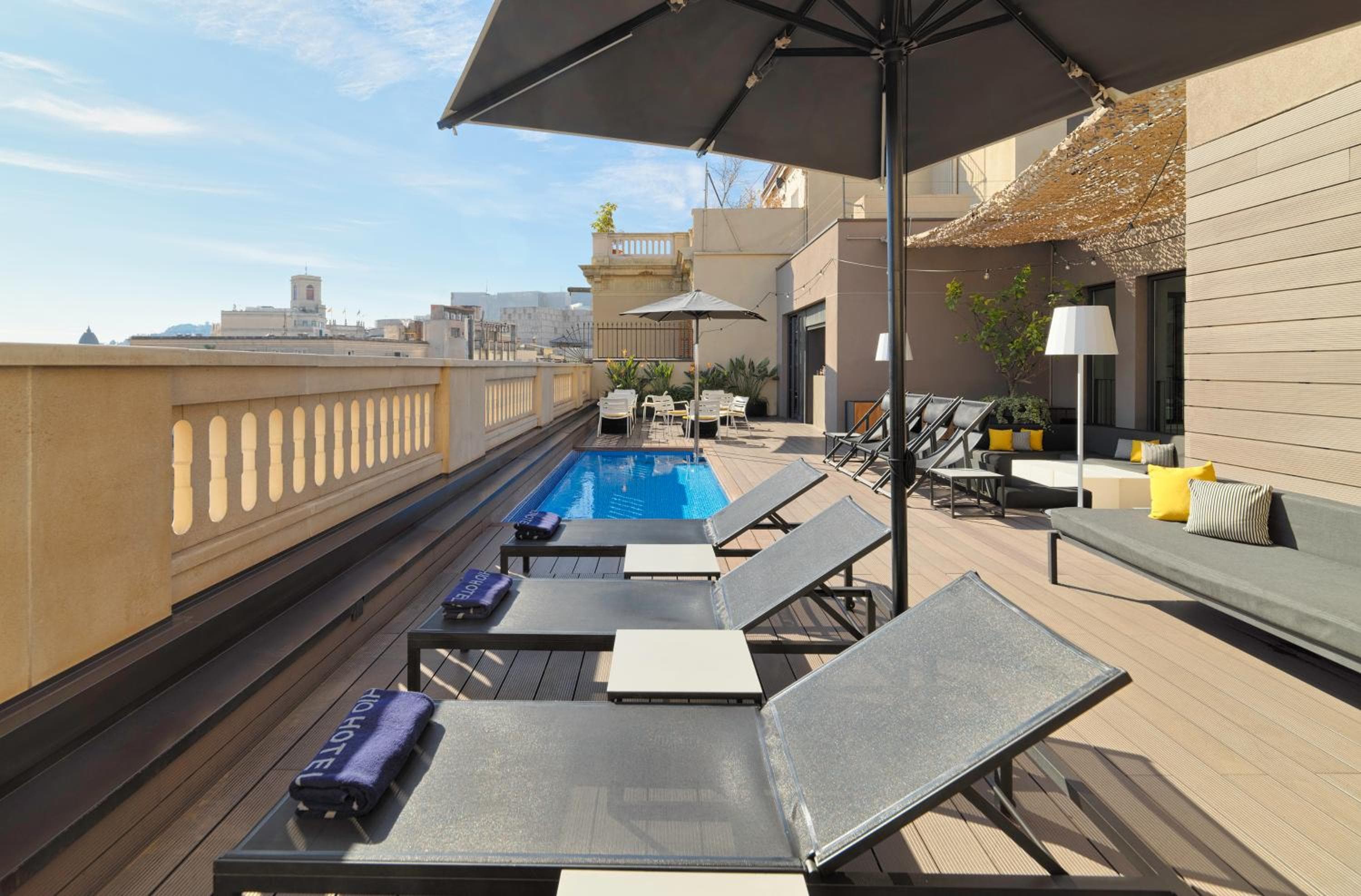 H10 Urquinaona Plaza — 1