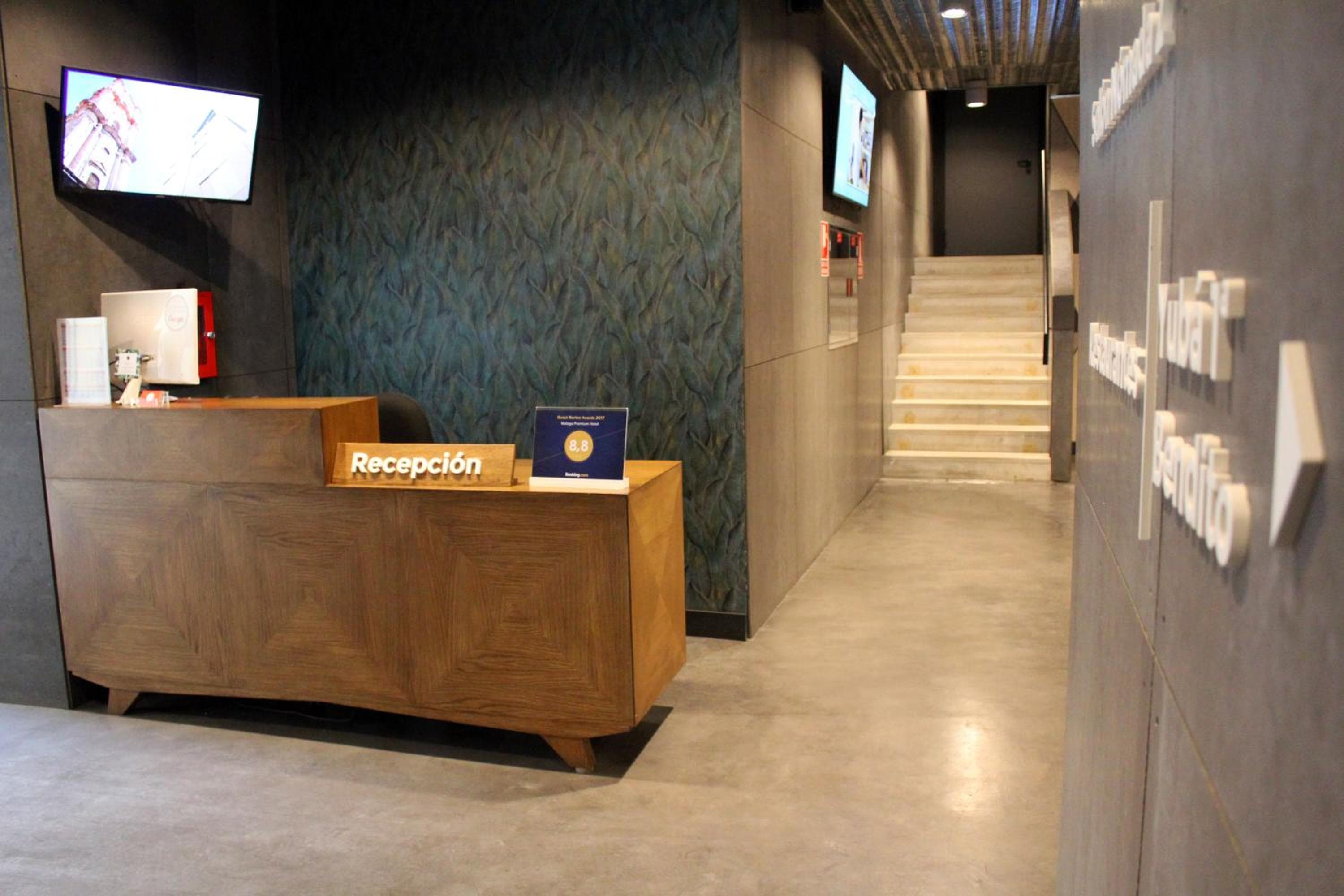 Malaga Premium Hotel — 13