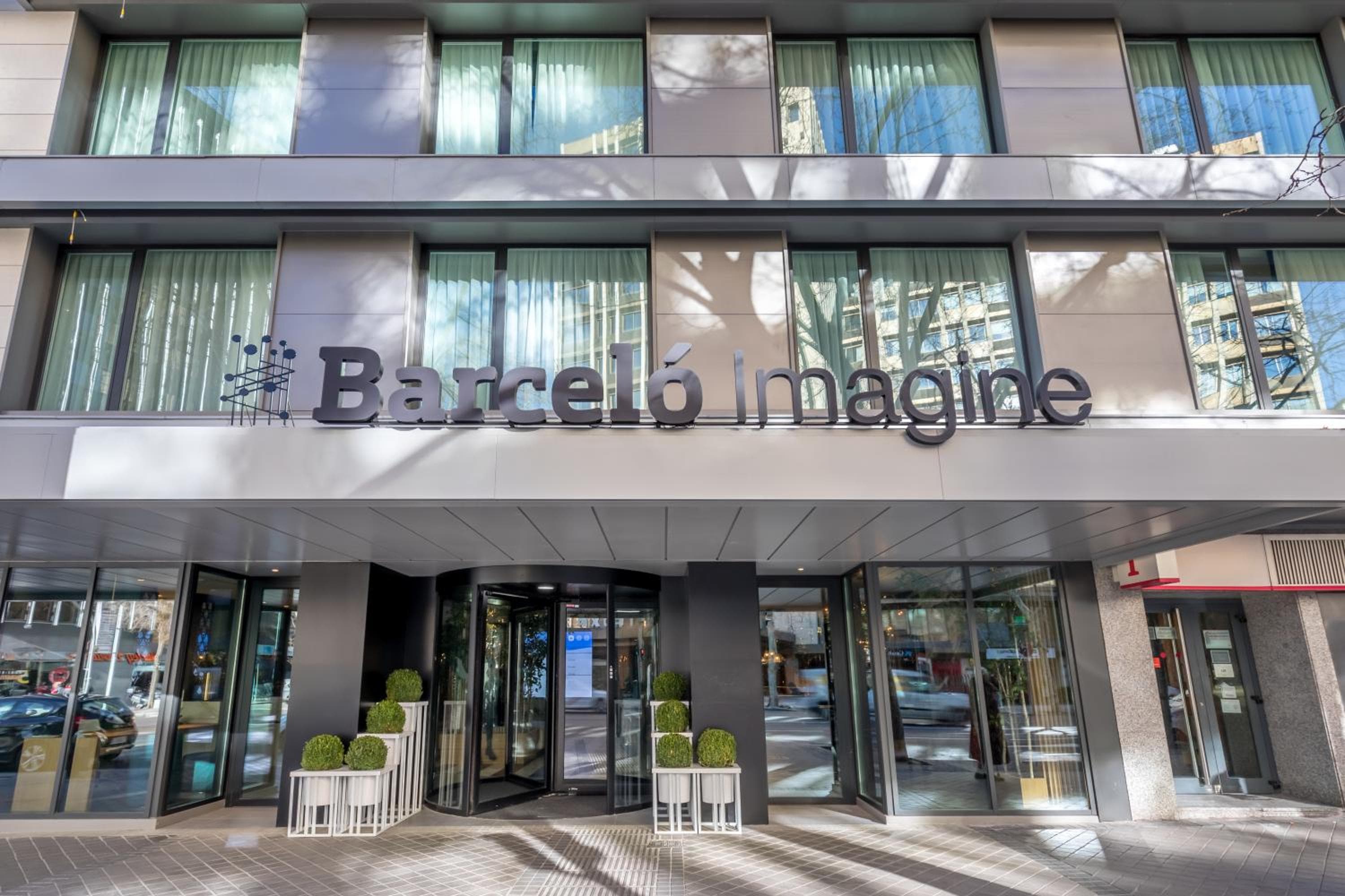 Barceló Imagine — 8
