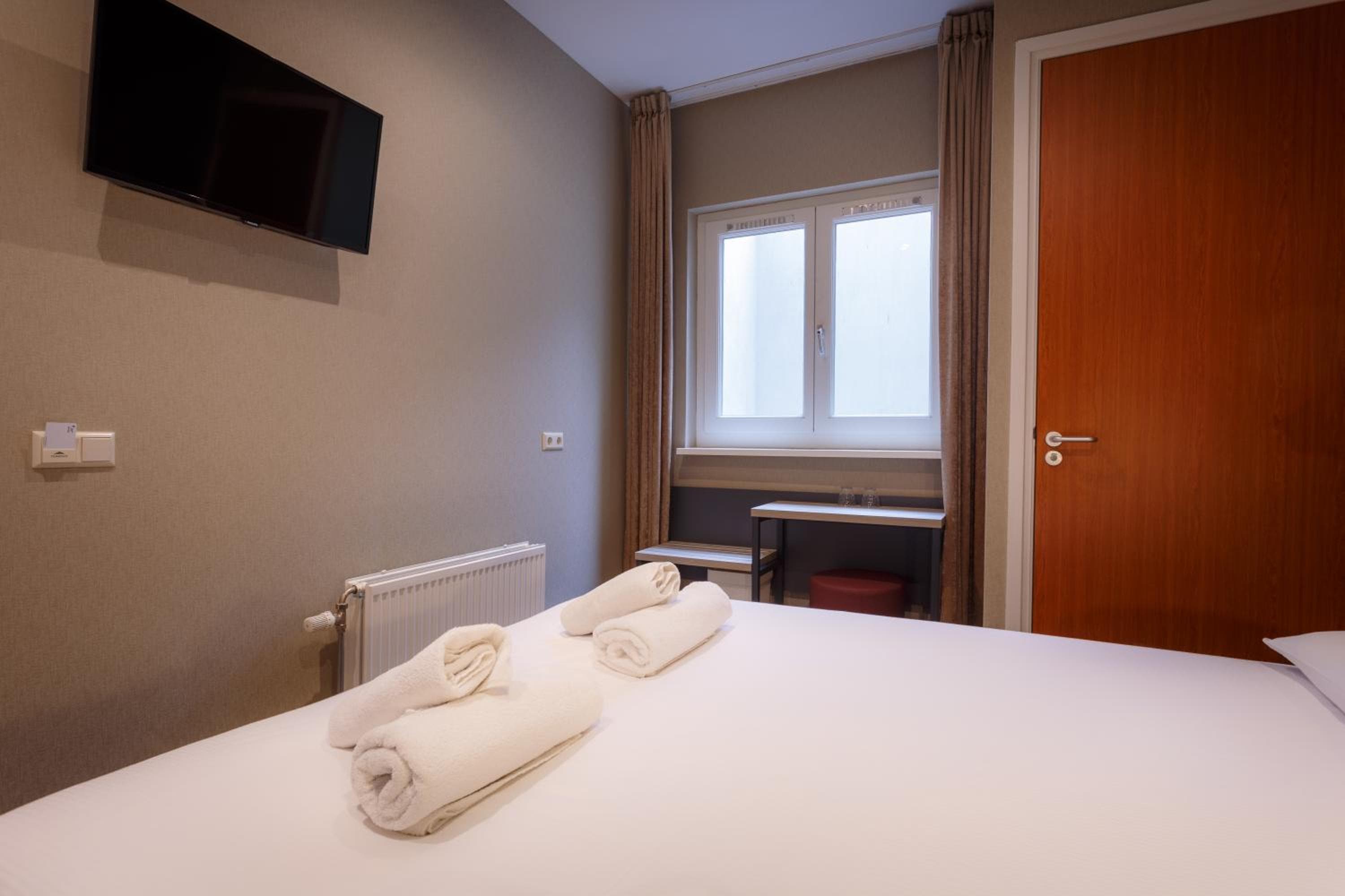 Amsterdam Downtown Hotel — 6