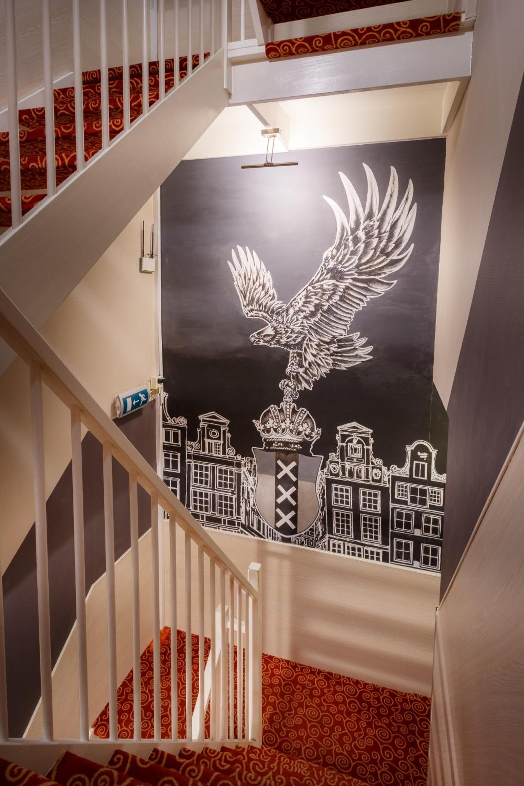 Amsterdam Downtown Hotel — 13
