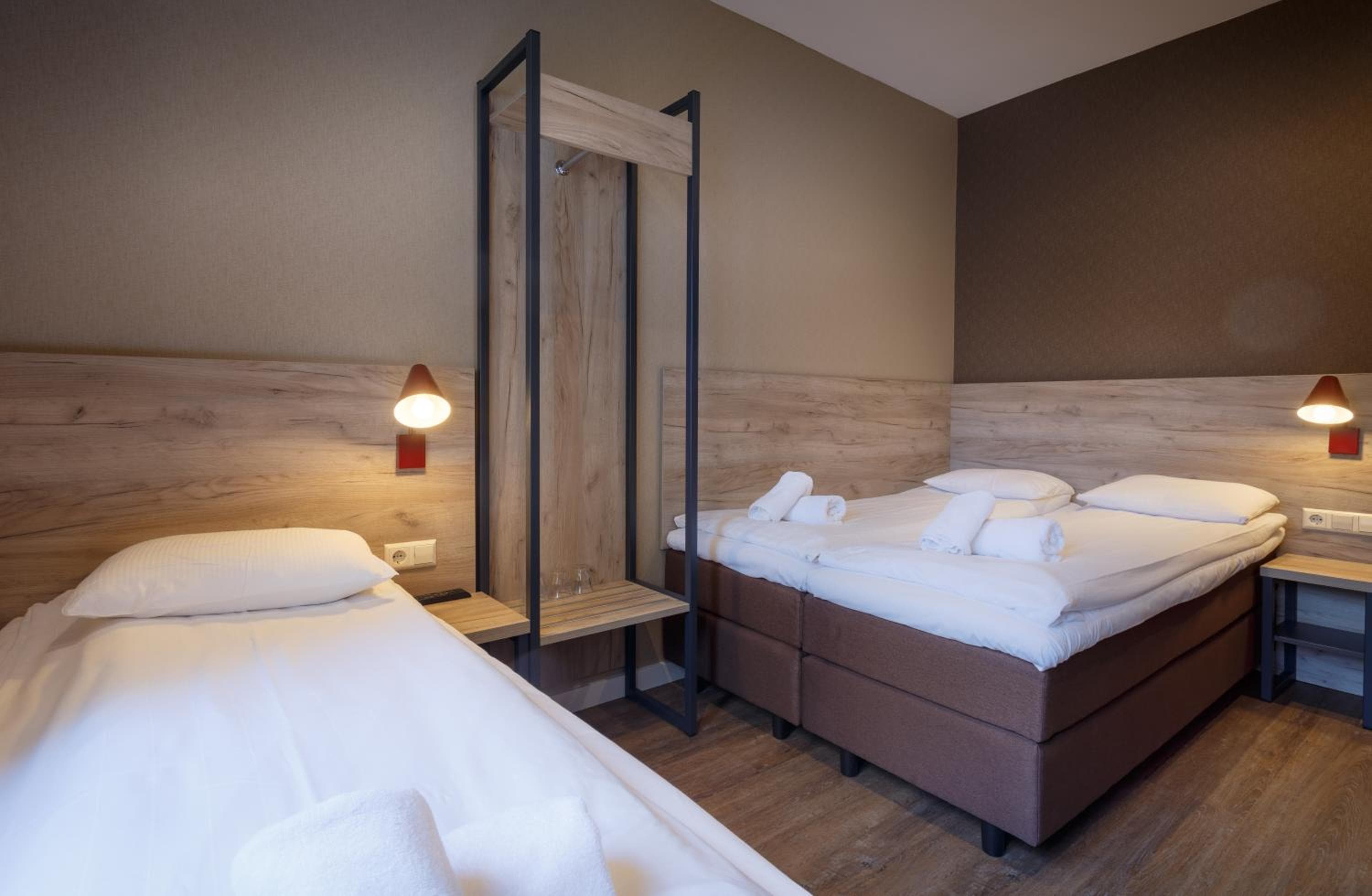 Amsterdam Downtown Hotel — 24