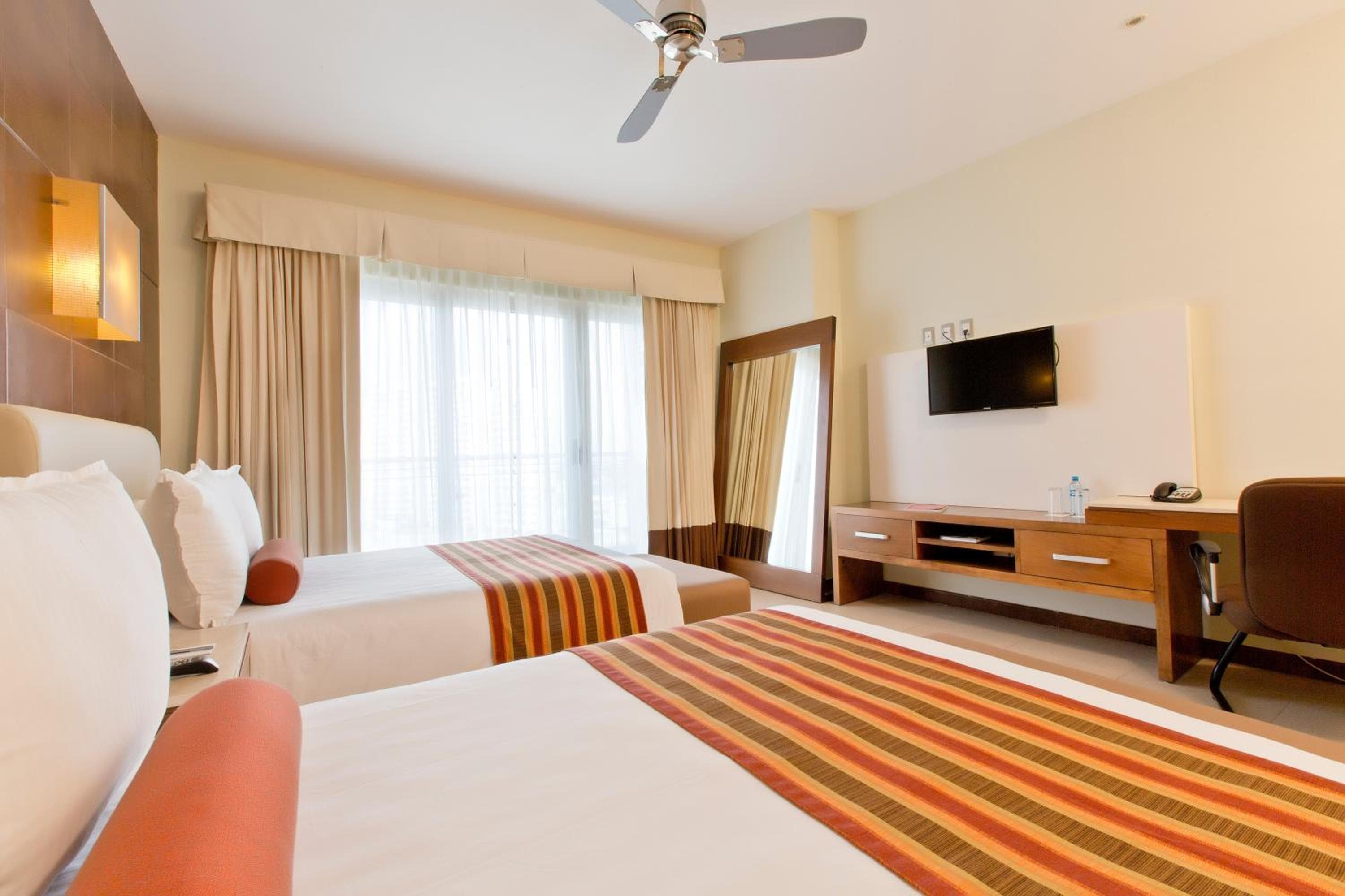 Krystal Urban Cancún & Club de Playa — 6