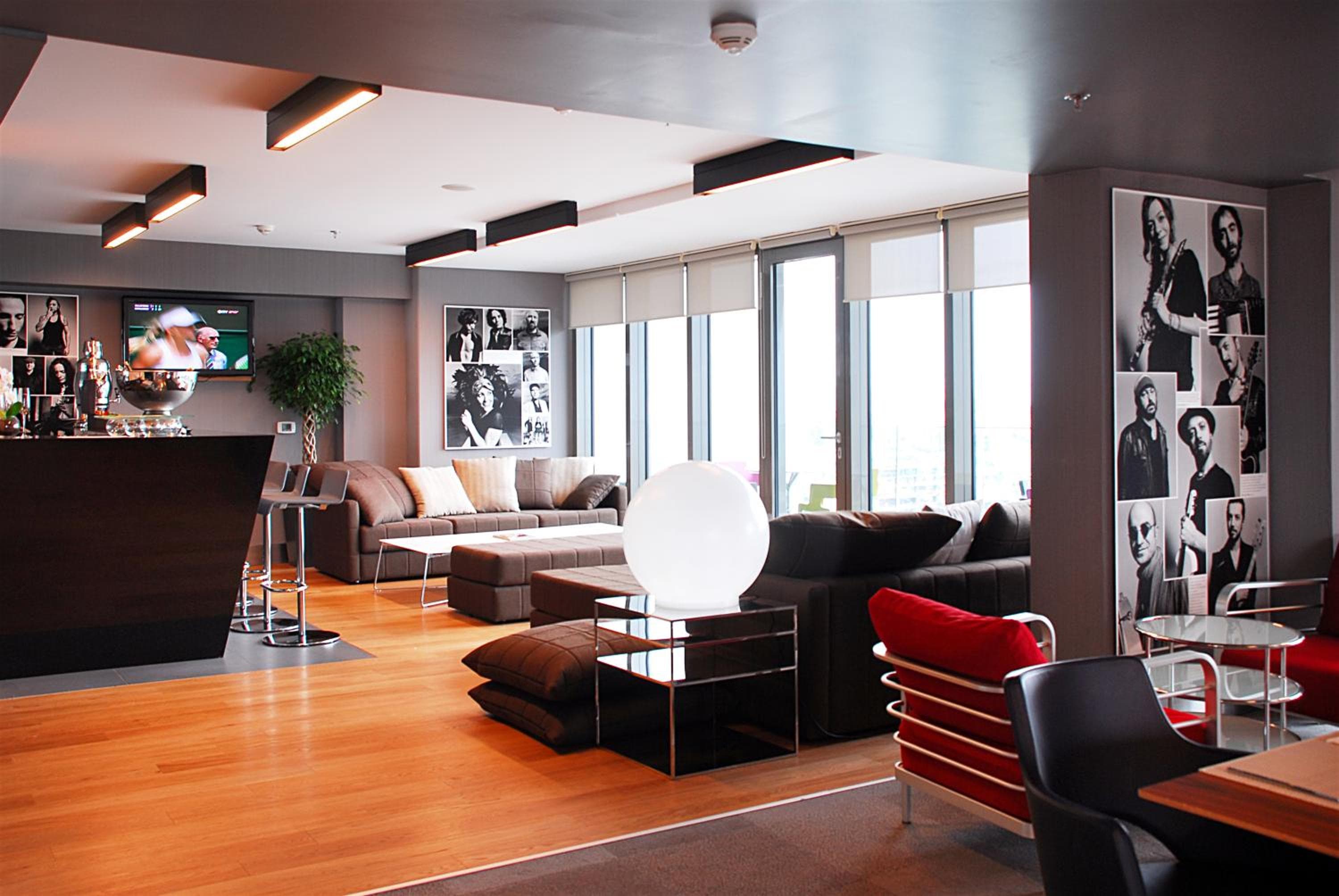 Point Hotel Barbaros — 15