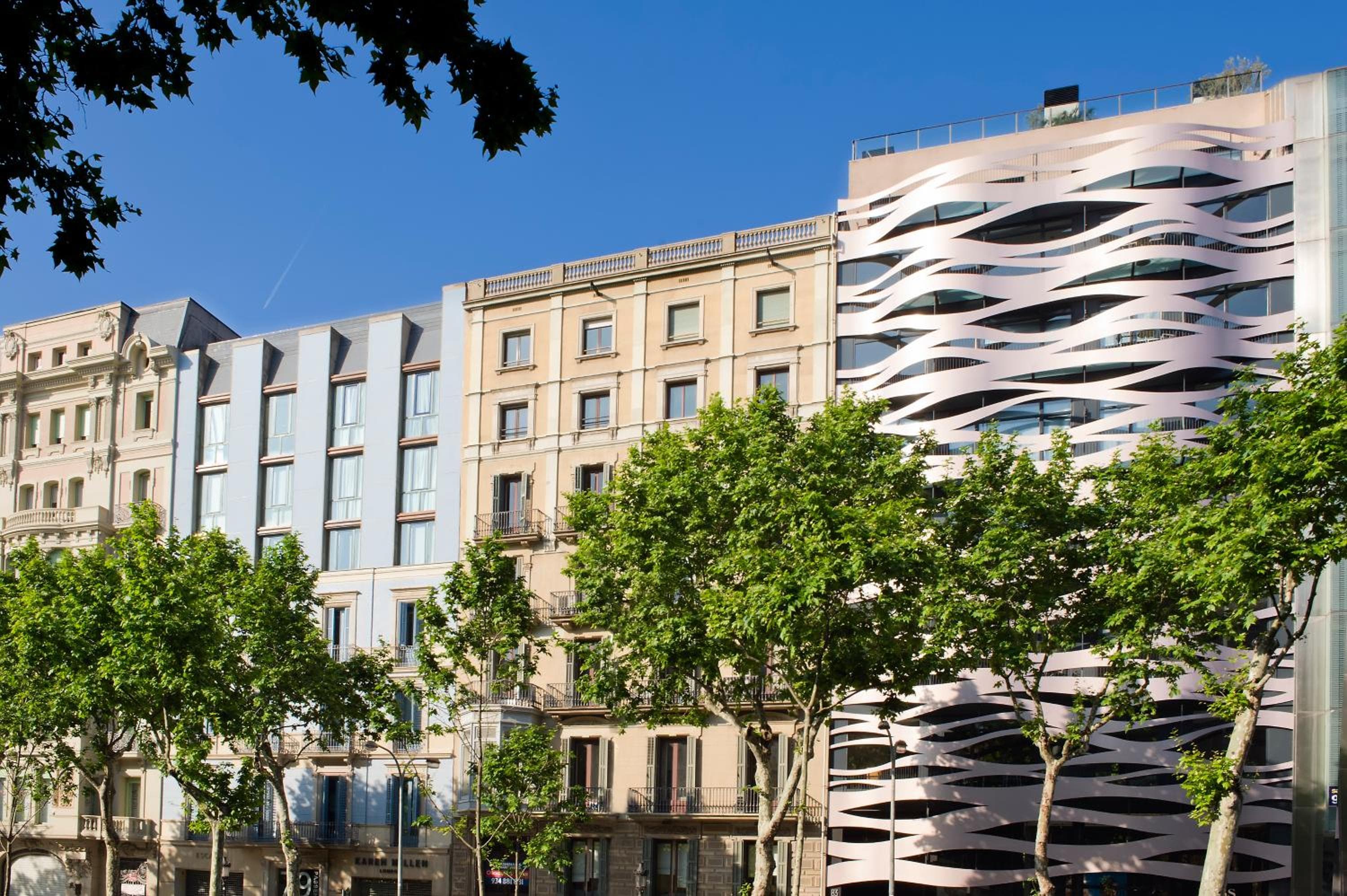 Suites Avenue — 12