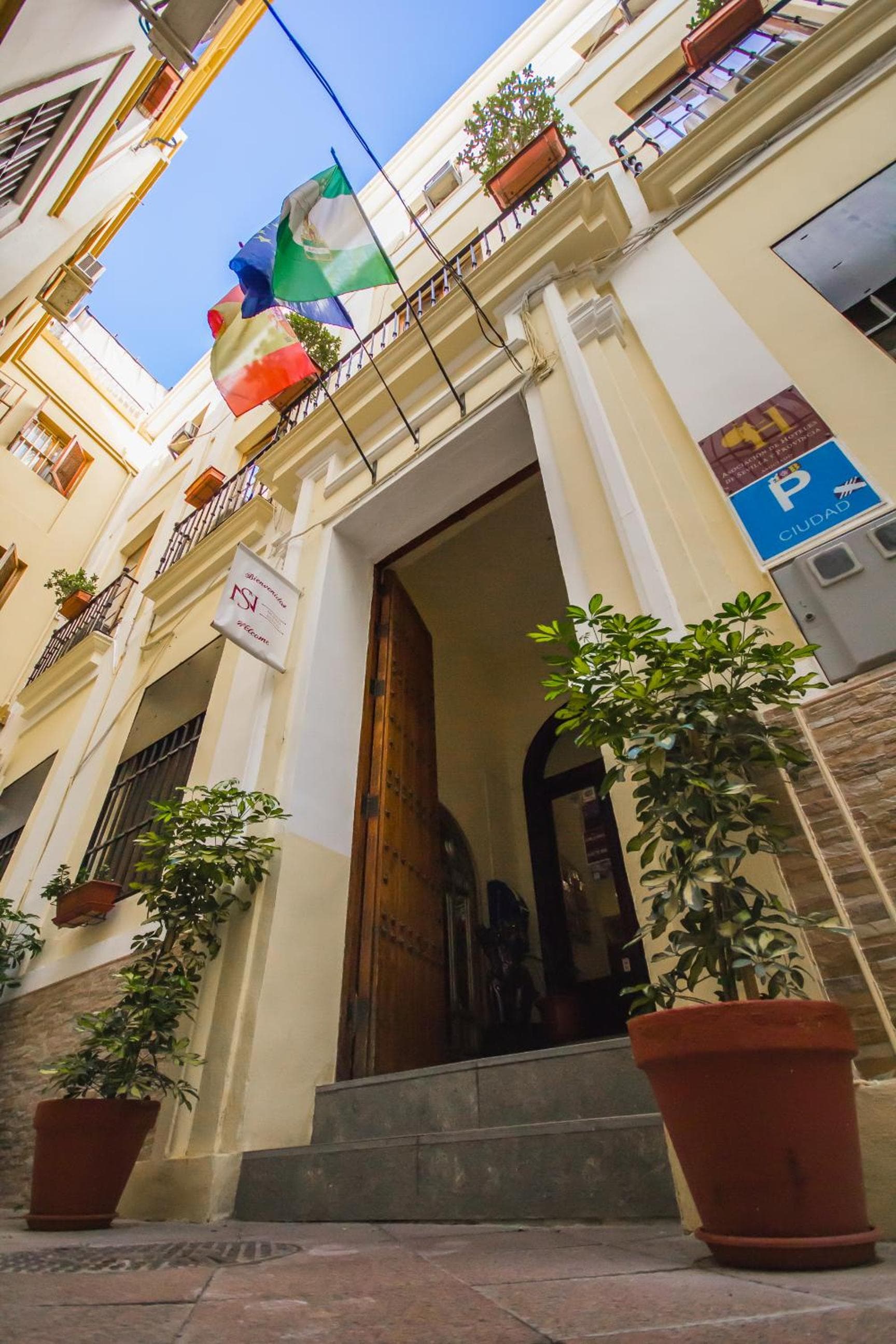 Hotel Nuevo Suizo — 28