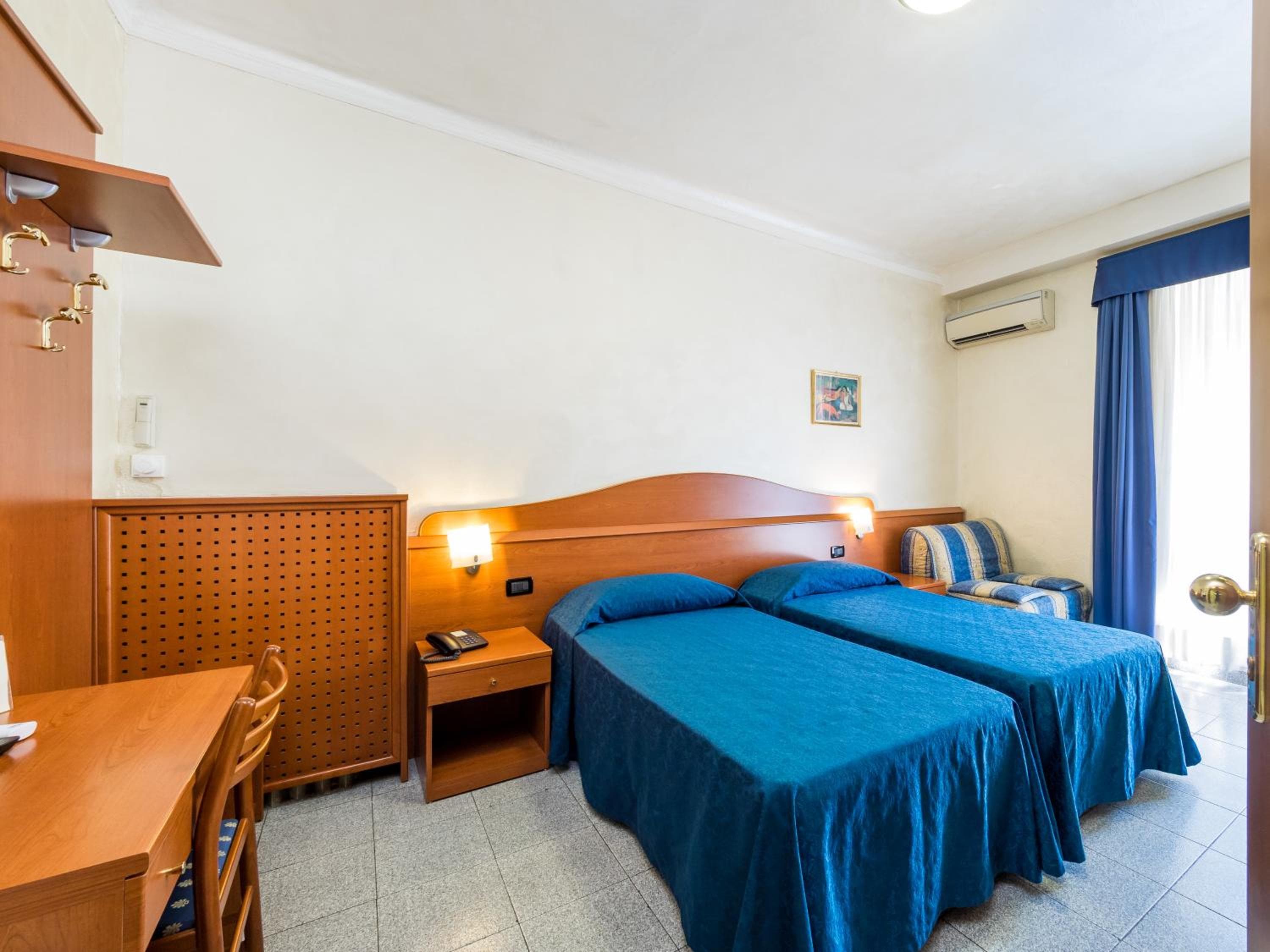 Hotel Aurora — 26
