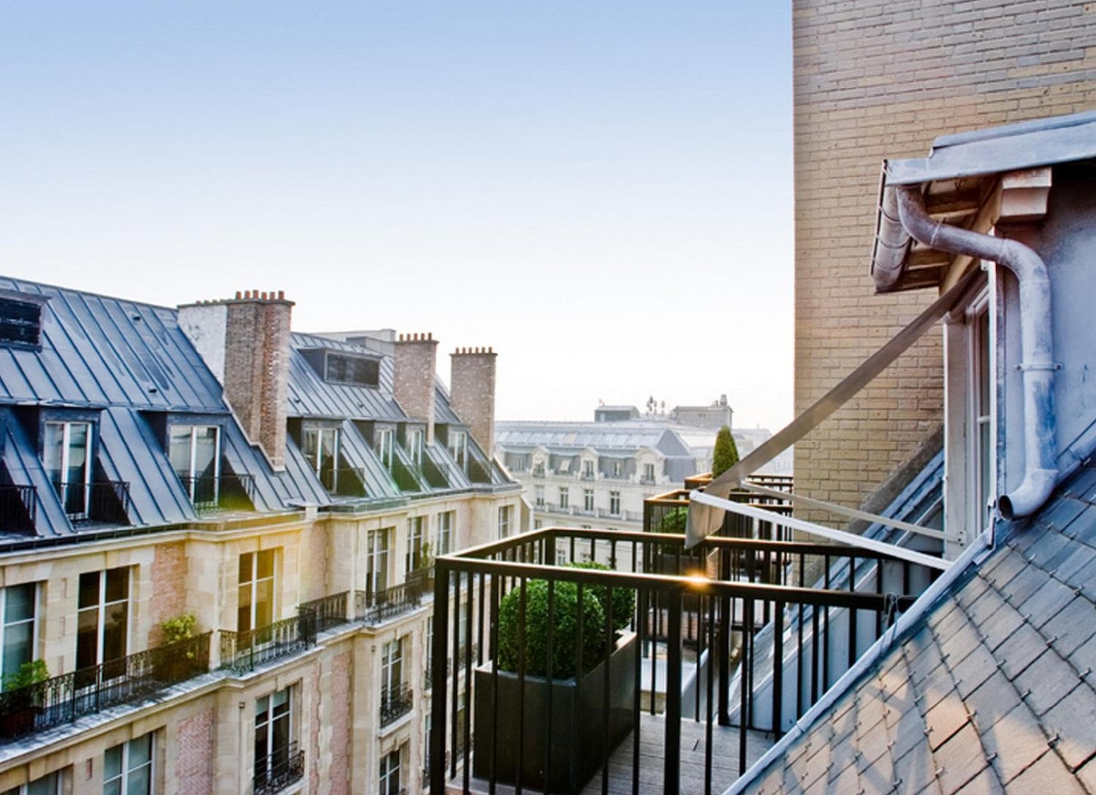 Hotel Vernet Champs Elysées Parigi — 20