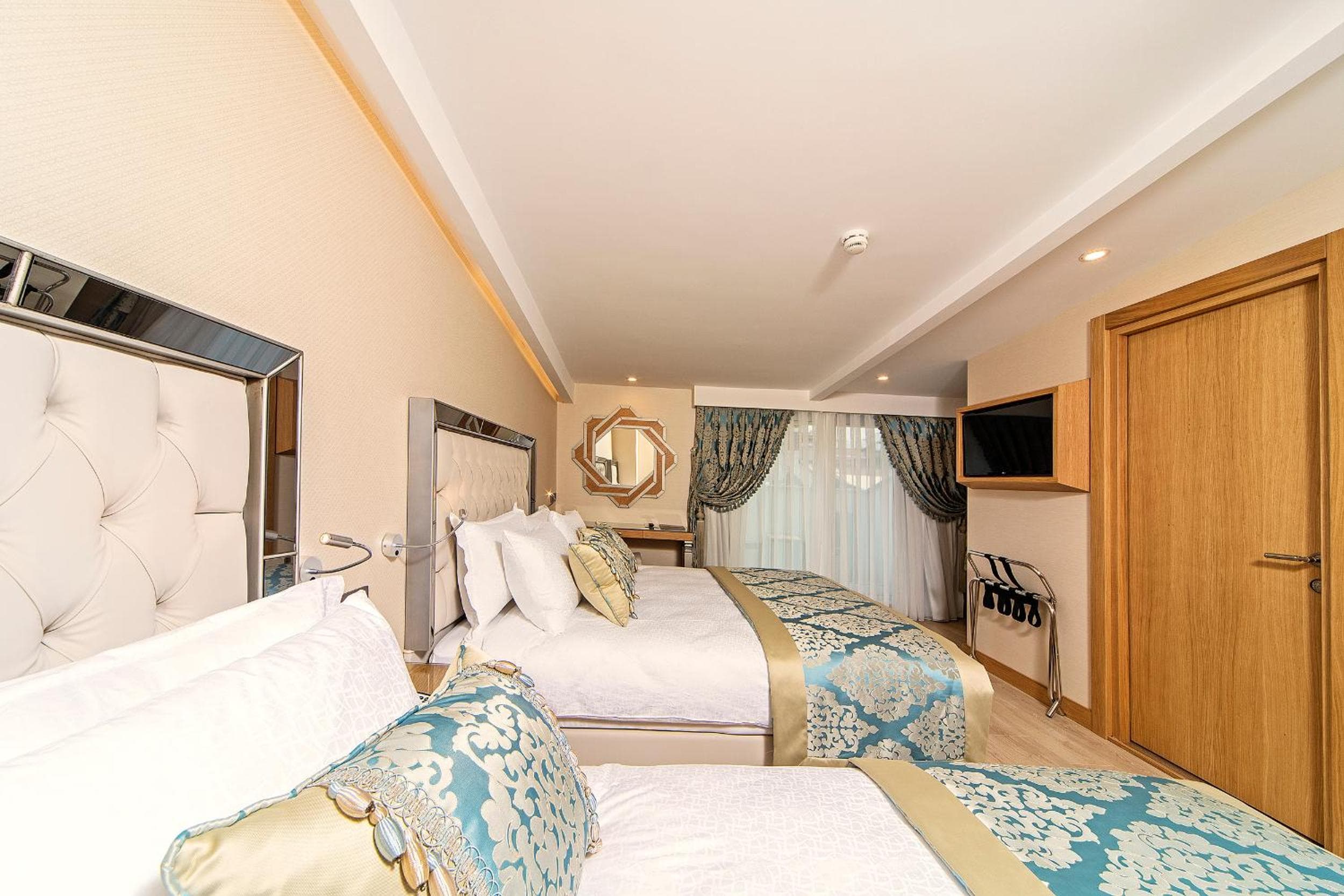 Mukarnas Taksim Hotel — 22
