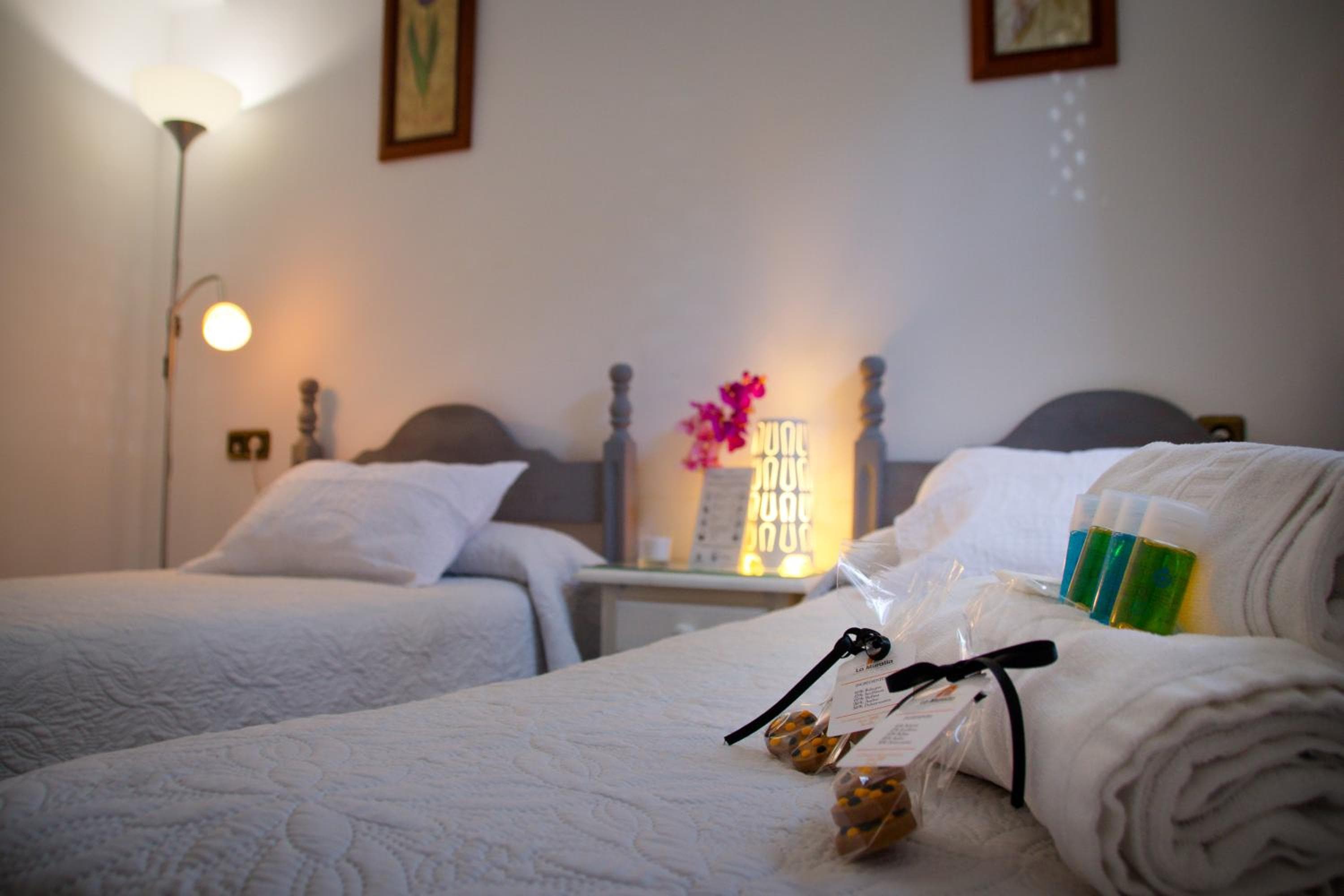 Hostal La Muralla — 8