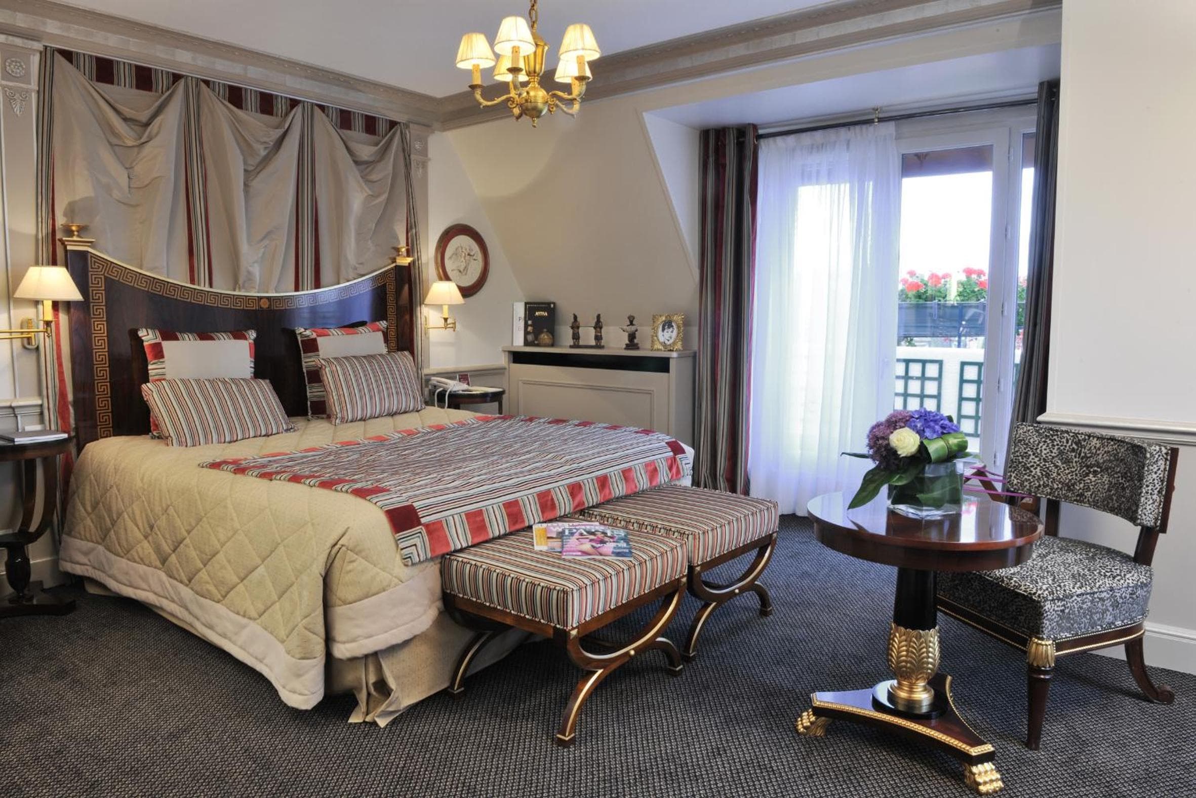 Hôtel Napoleon Paris — 6