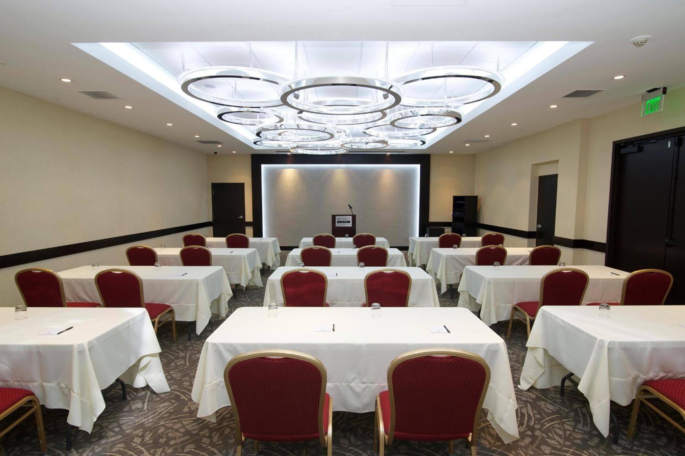 Miyako Hotel Los Angeles — 25