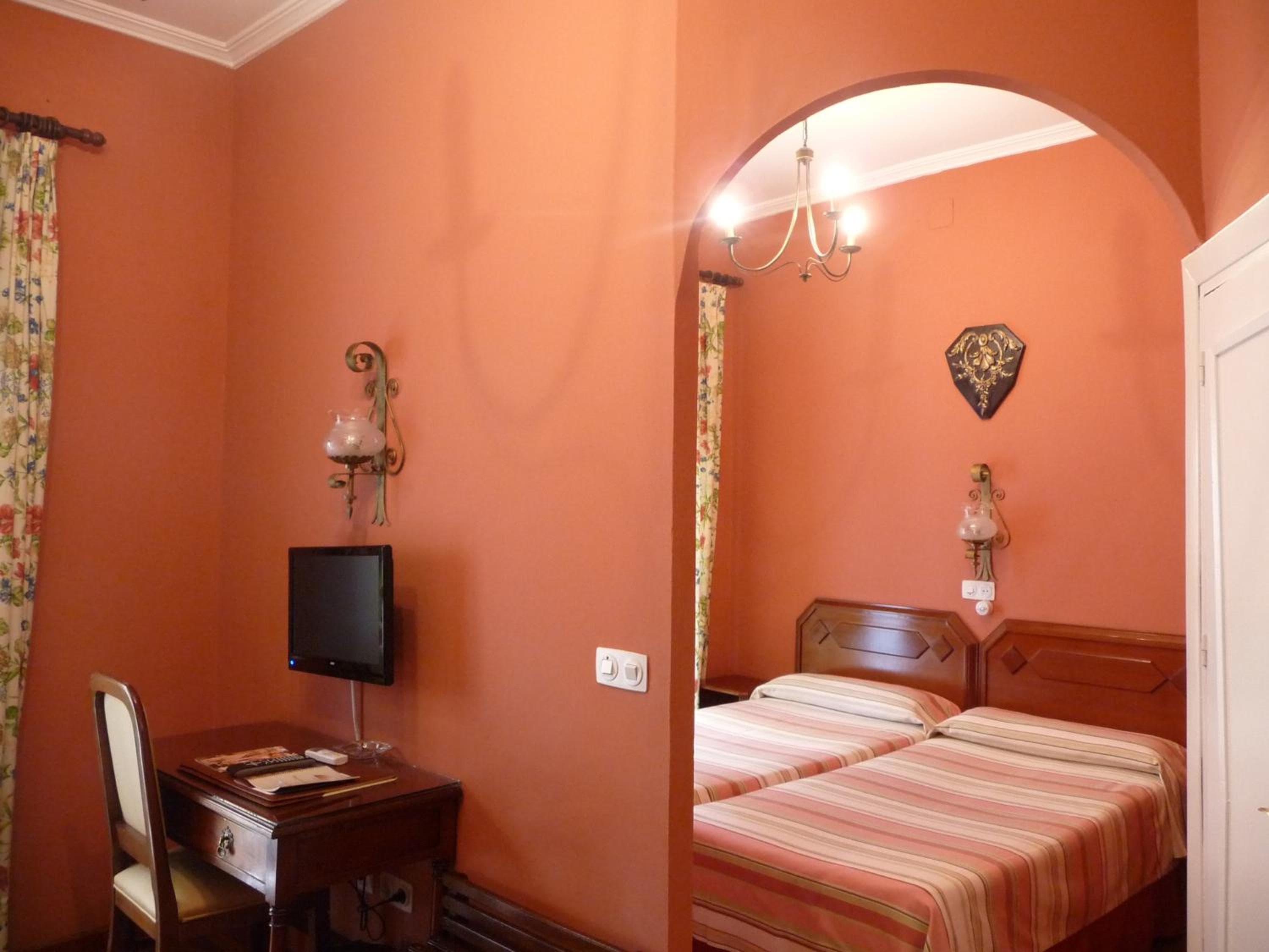 Hotel Abanico — 9