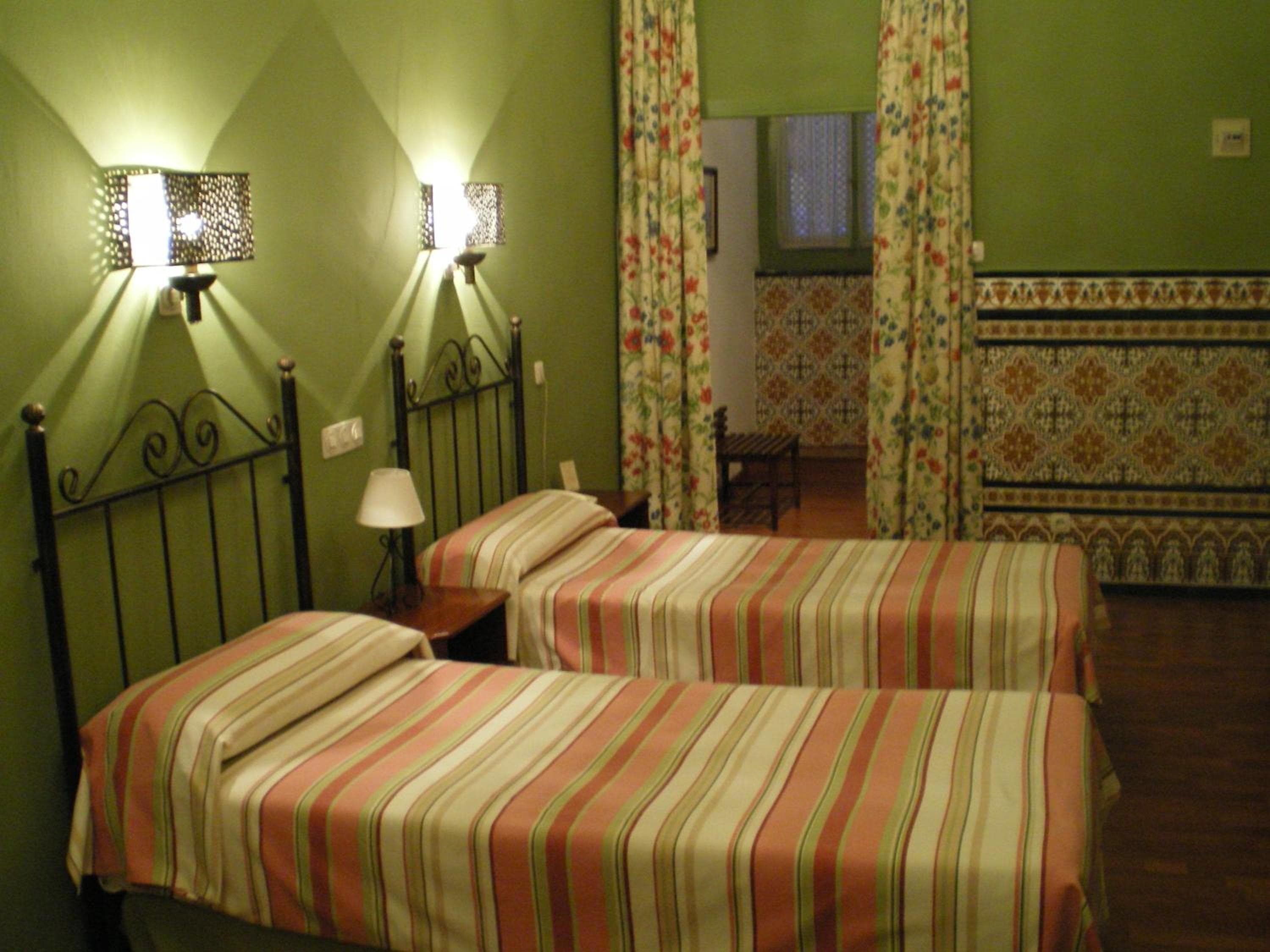 Hotel Abanico — 5