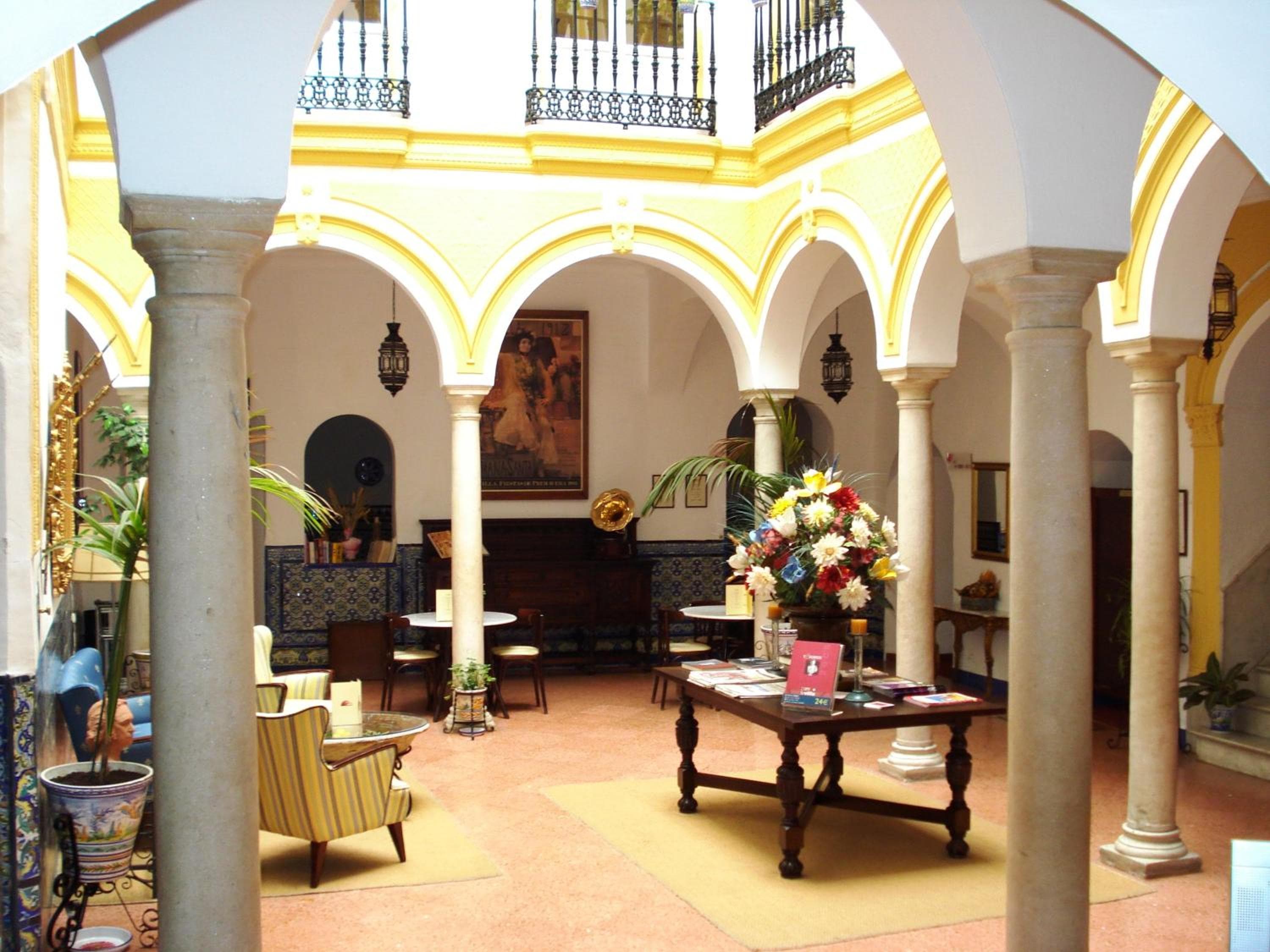 Hotel Abanico — 11
