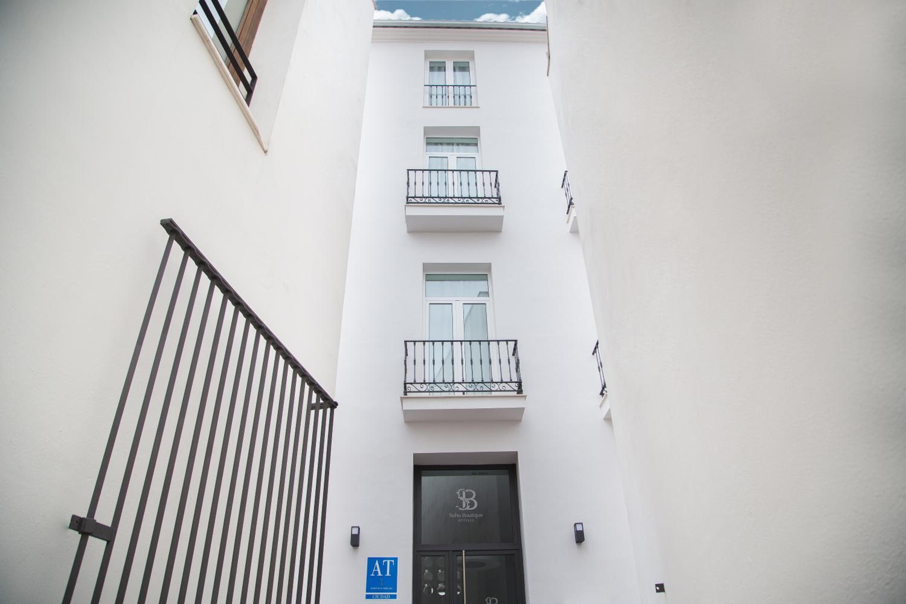 Apartamentos Soho Boutique Museo — 5
