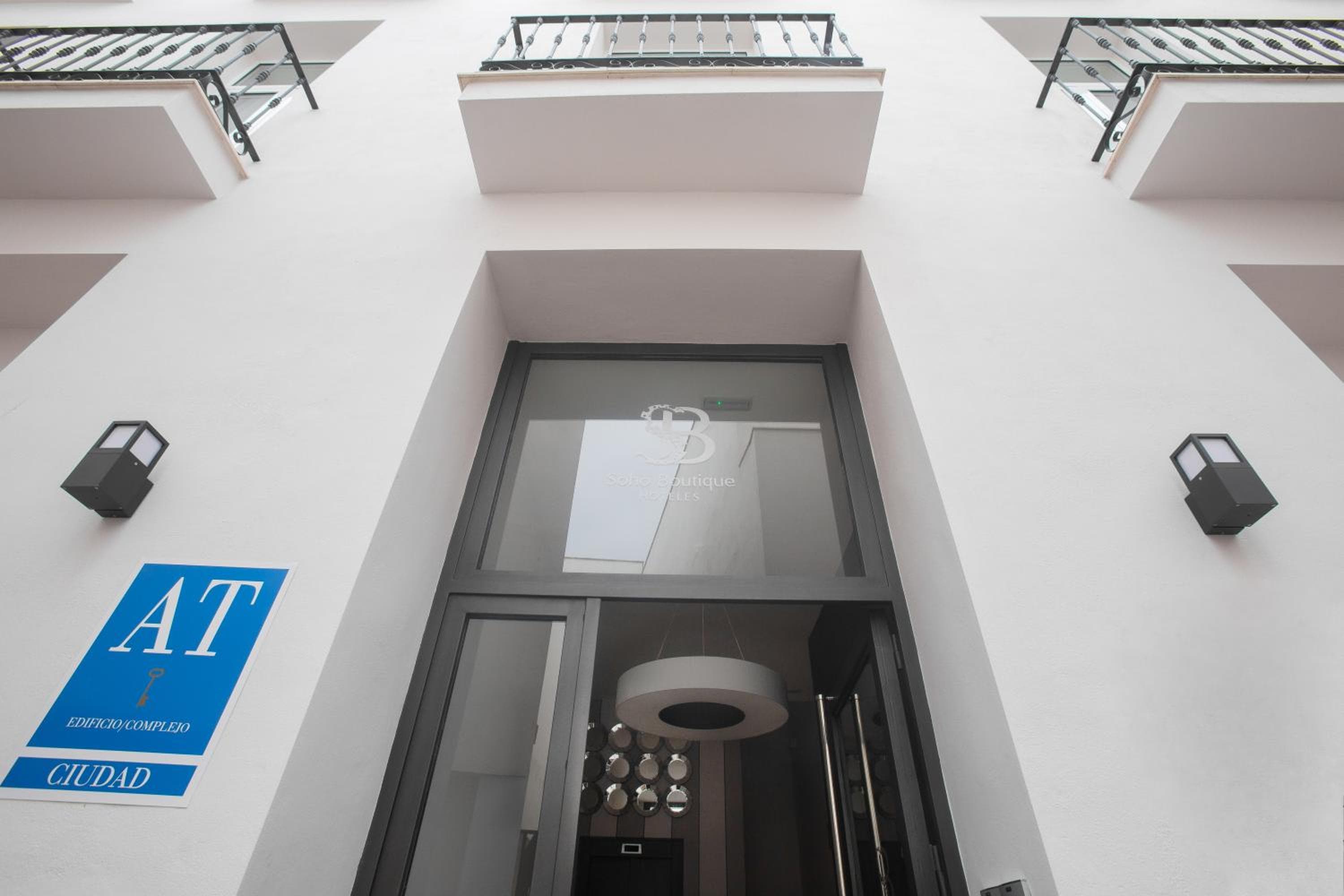 Apartamentos Soho Boutique Museo — 7