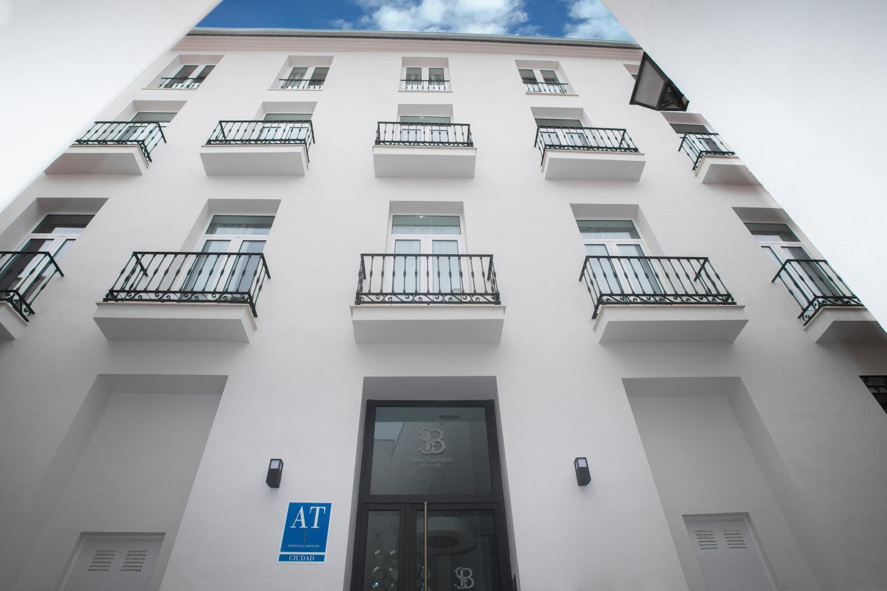 Apartamentos Soho Boutique Museo — 9